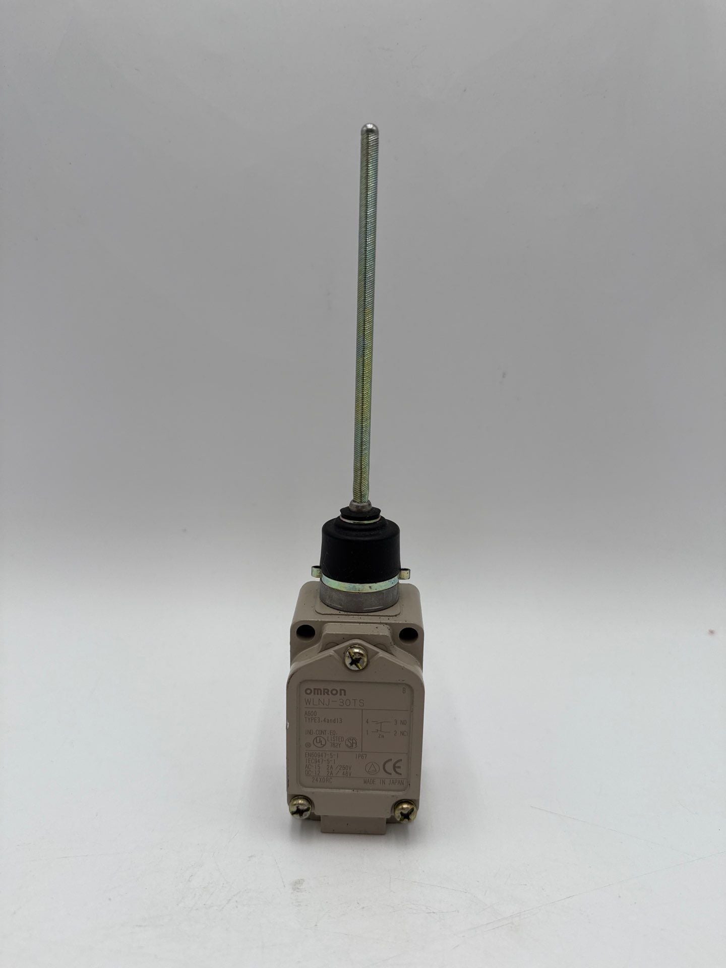 Omron WLNJ-30TS Snap Action Limit Switch Coil Spring SPST/NO SPST/NC New