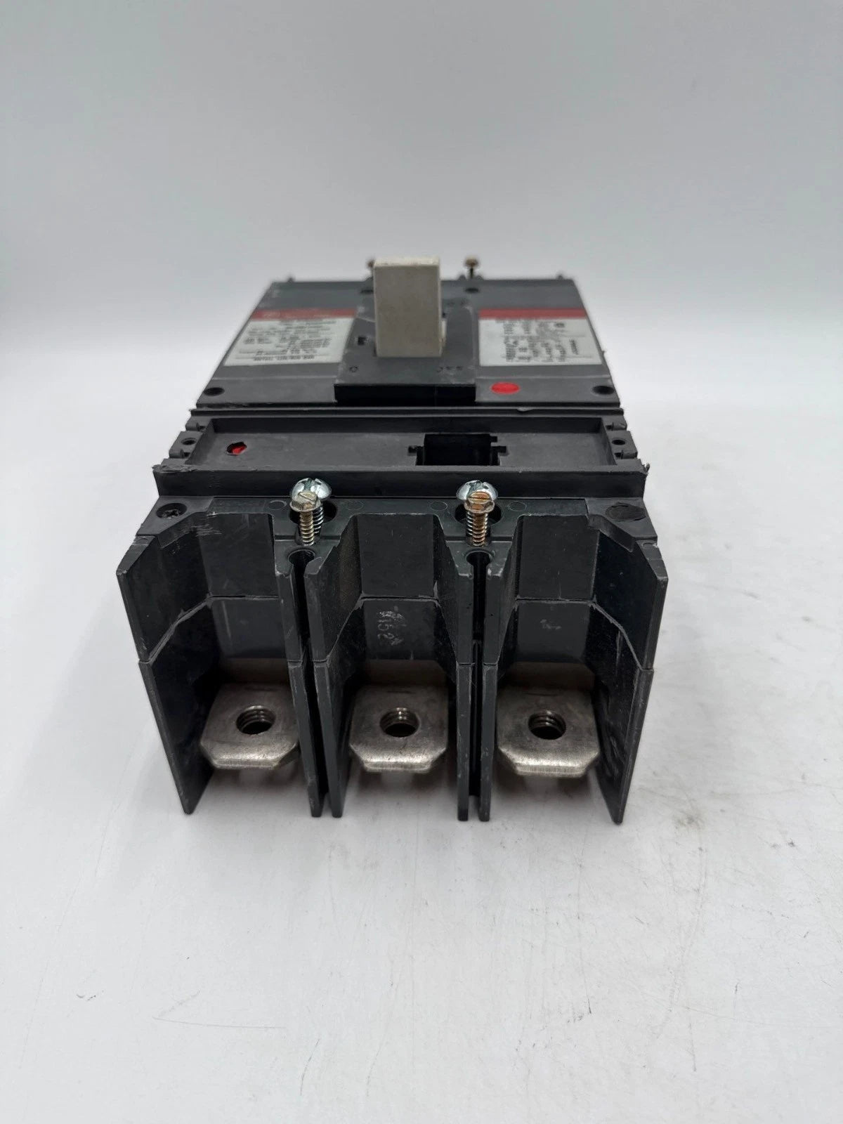 General Electric SGLA36AT0400 Circuit Breaker 400A 3P 600V SGLA 400 Amp 3 Pole Used