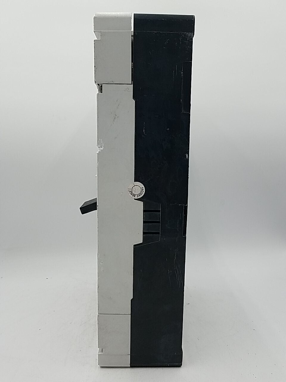 Cutler-Hammer HMDLB3800T33W Used