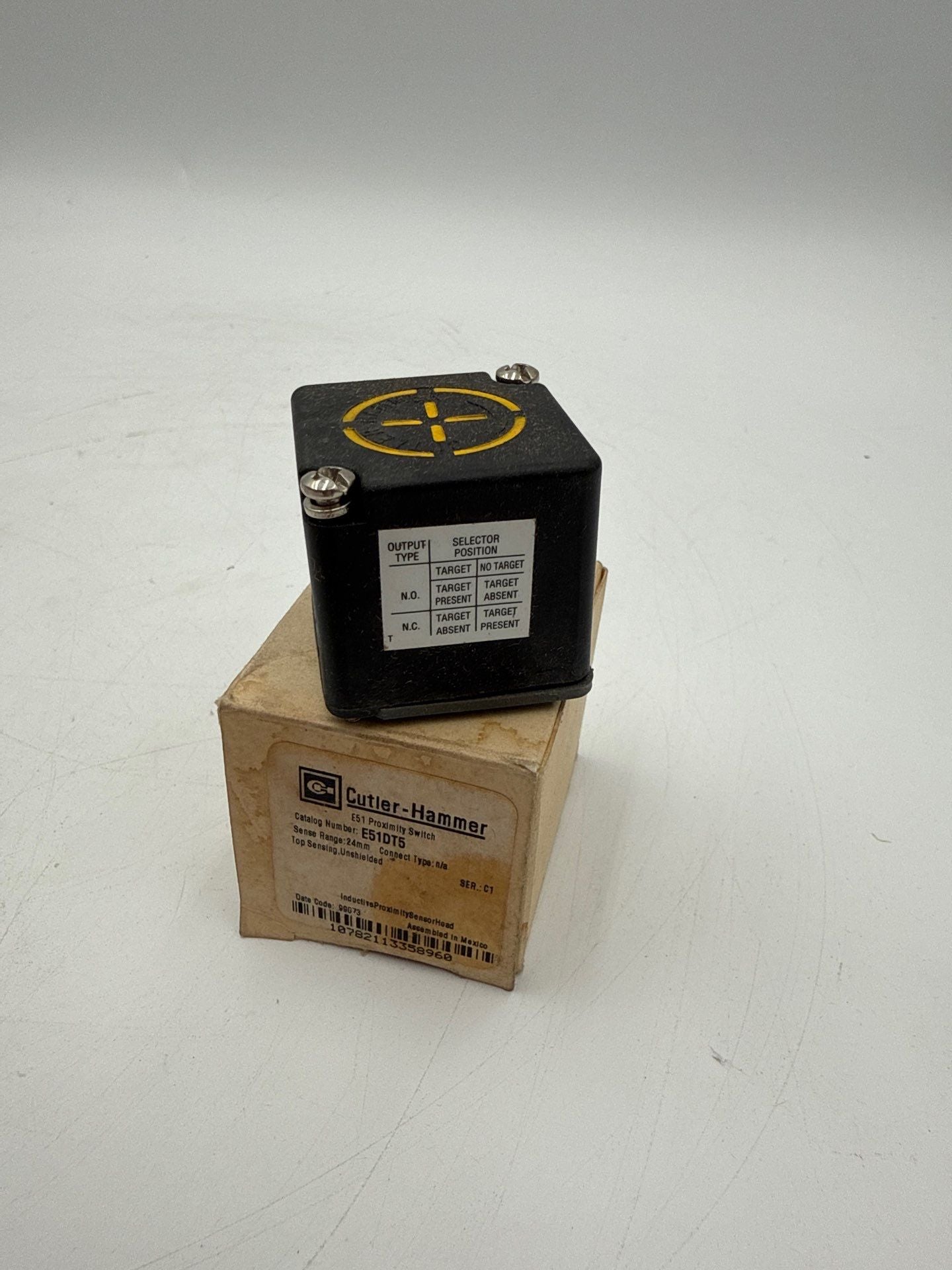 Cutler Hammer E51DT5 Inductive Proximity Sensor Head Series C1 Unshielded New