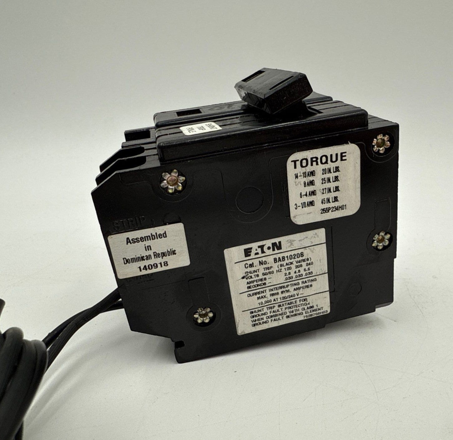 Eaton BAB1020S Circuit Breaker 20A 1P 120/240V BA Shunt Trip 20 Amp 1 Pole Used