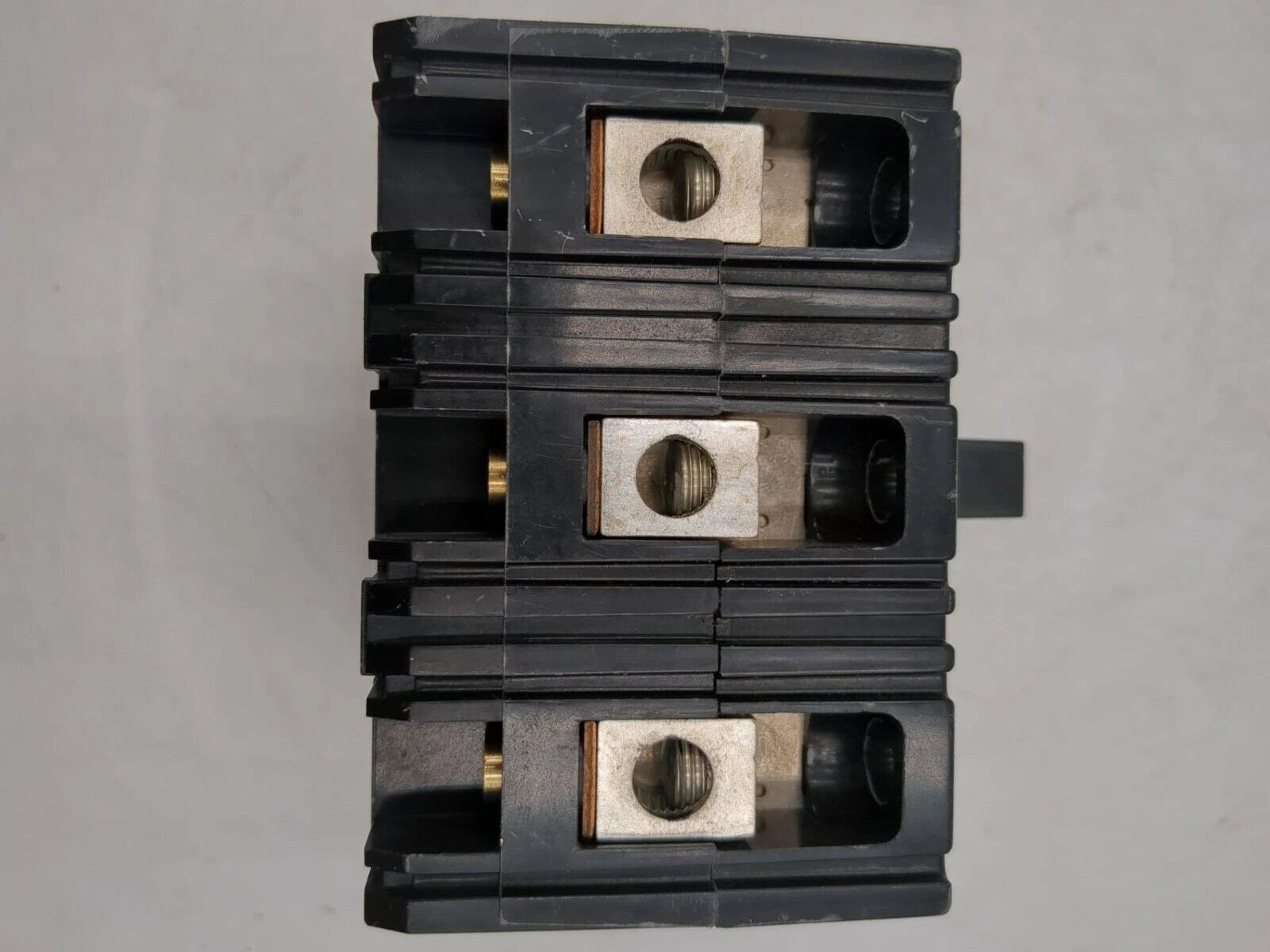 Square D FAL34100 Circuit Breaker 100A 3P 480V 3PH Lug to Lug 100 Amp Used Used