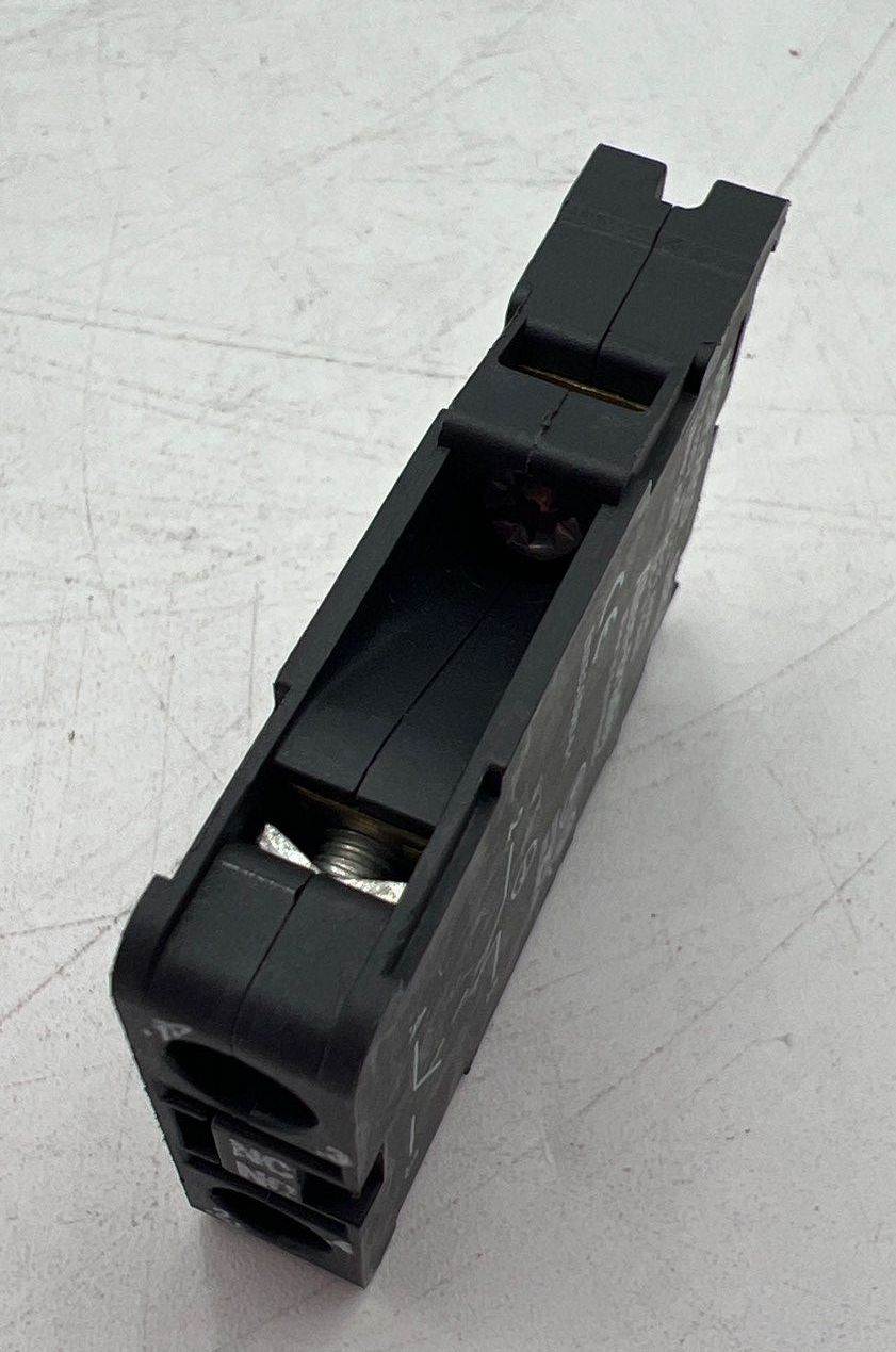 Allen‑Bradley 800F‑X11D 22 mm Contact Block 1 NO/1 NC Screw Dual‑Circuit 10pc New