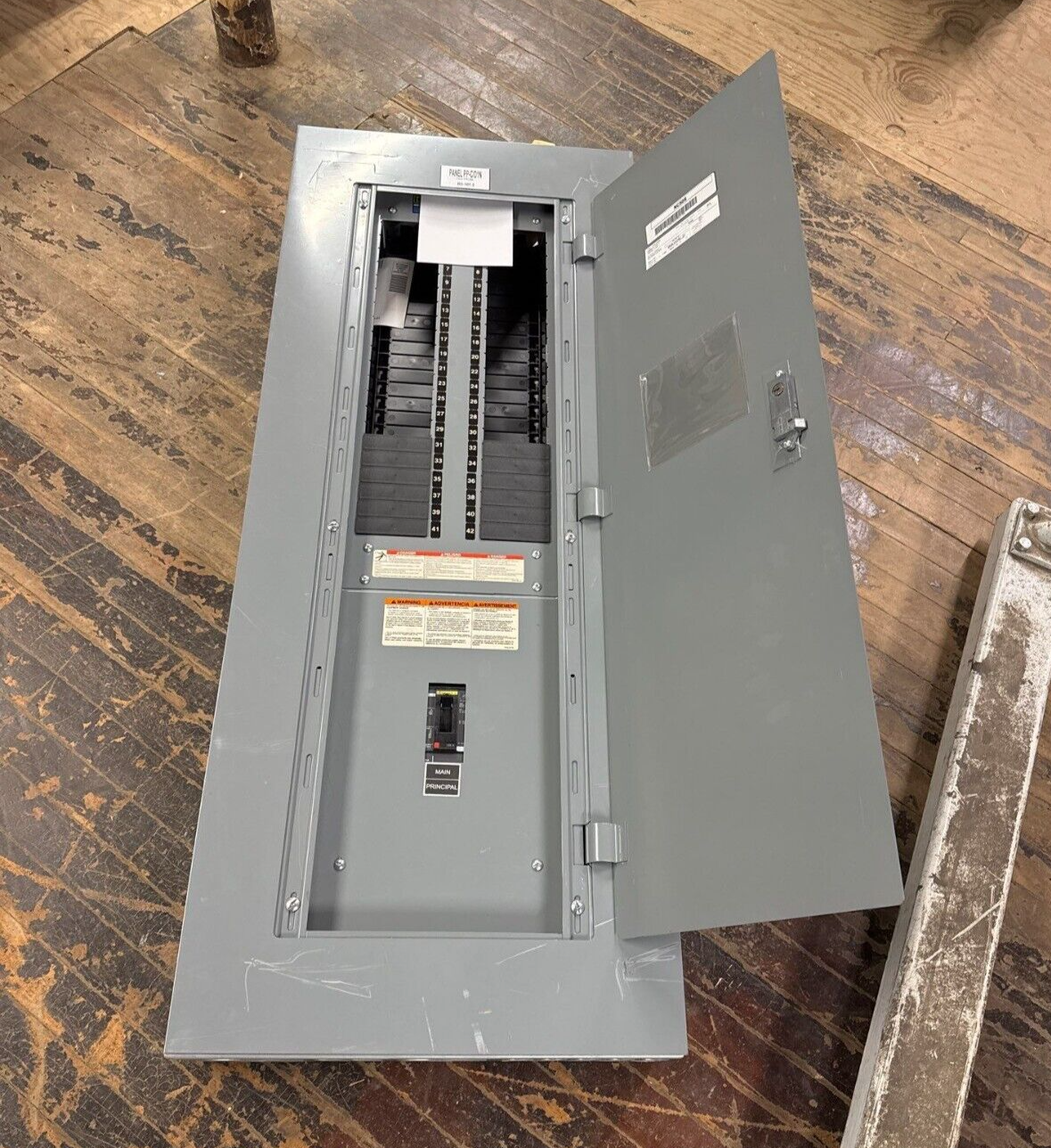 Square D NF Panelboard 100A 480V 3PH 3W Indoor Encl 42 Circuit MCB HDP36100 P431 Used