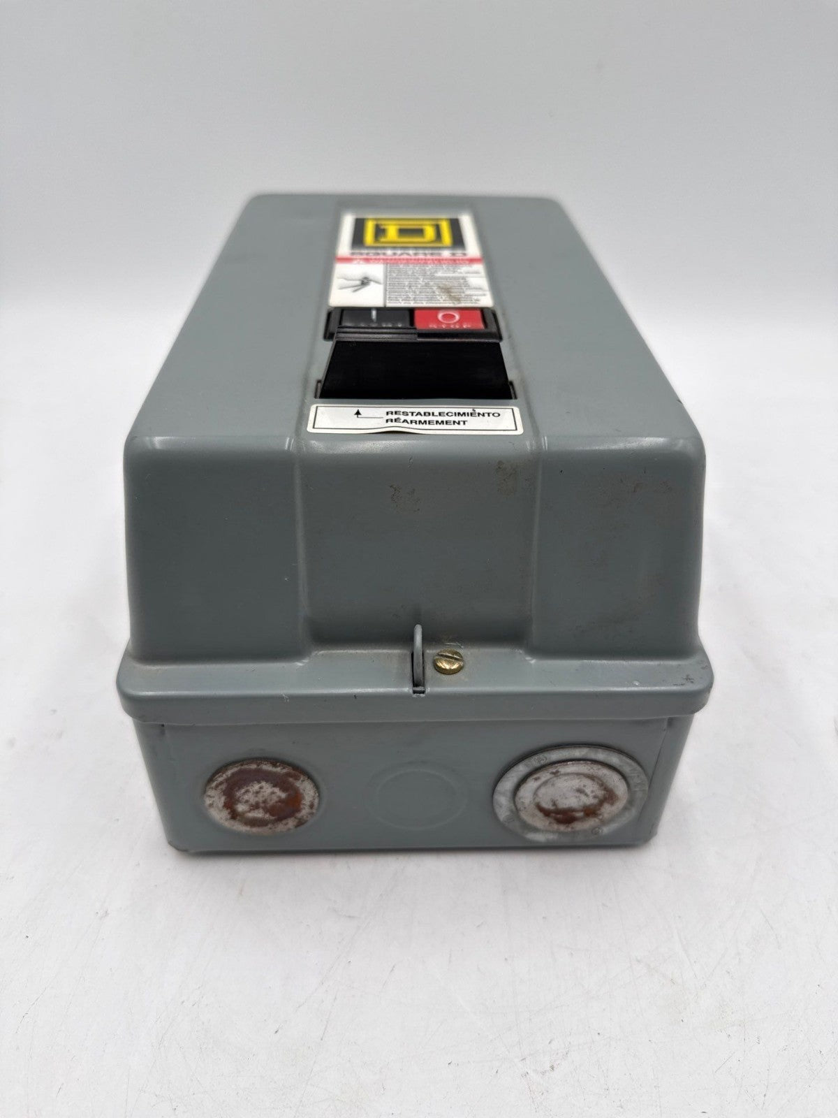 Square D 8536SCG3S Enclosed Starter NEMA 1 Coil 220/240V Start Stop Control Used