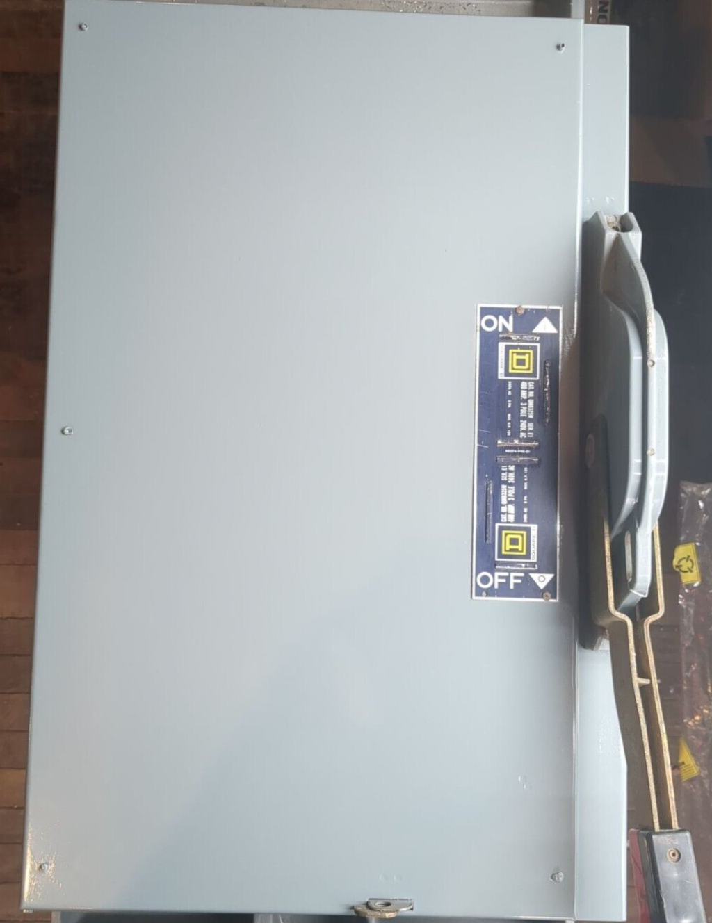 Square D QMB325W Used