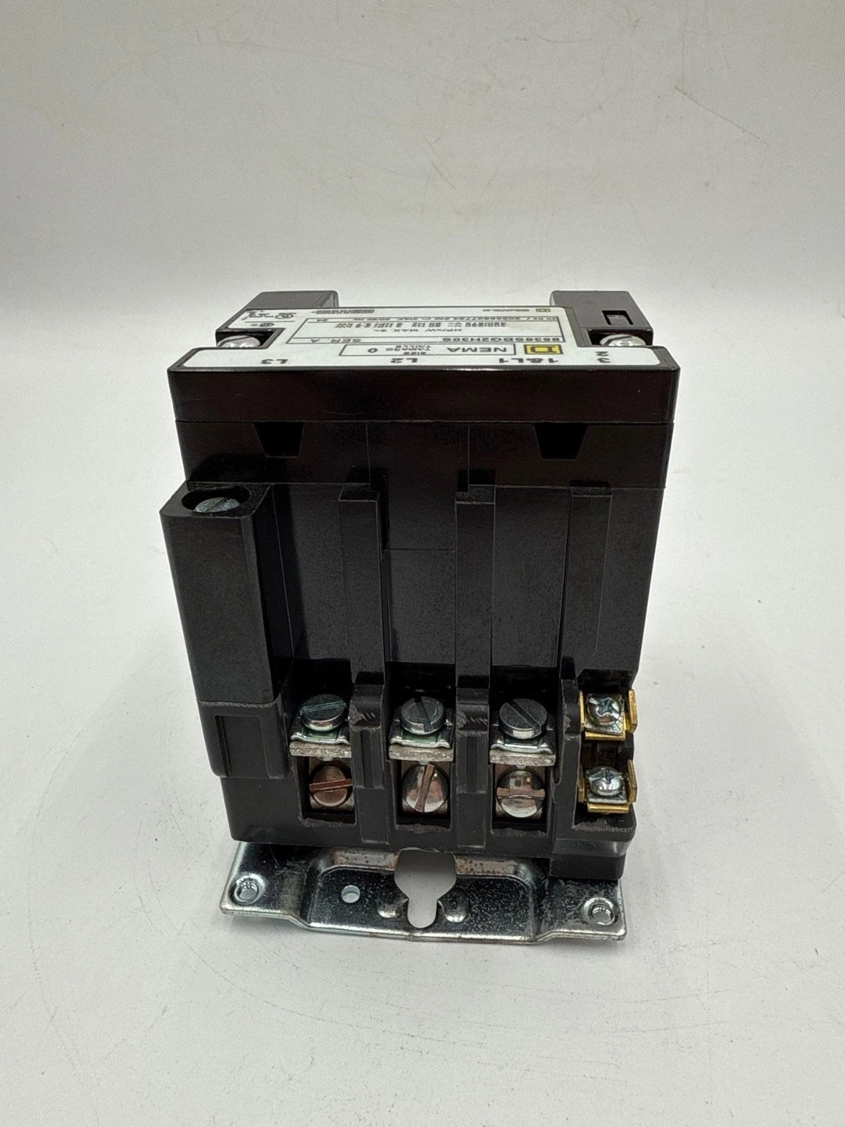 Square D 8536SBG2H30S Contactor Coil 110/120V NEMA Size 0 3P 600V 5HP 3PH Used