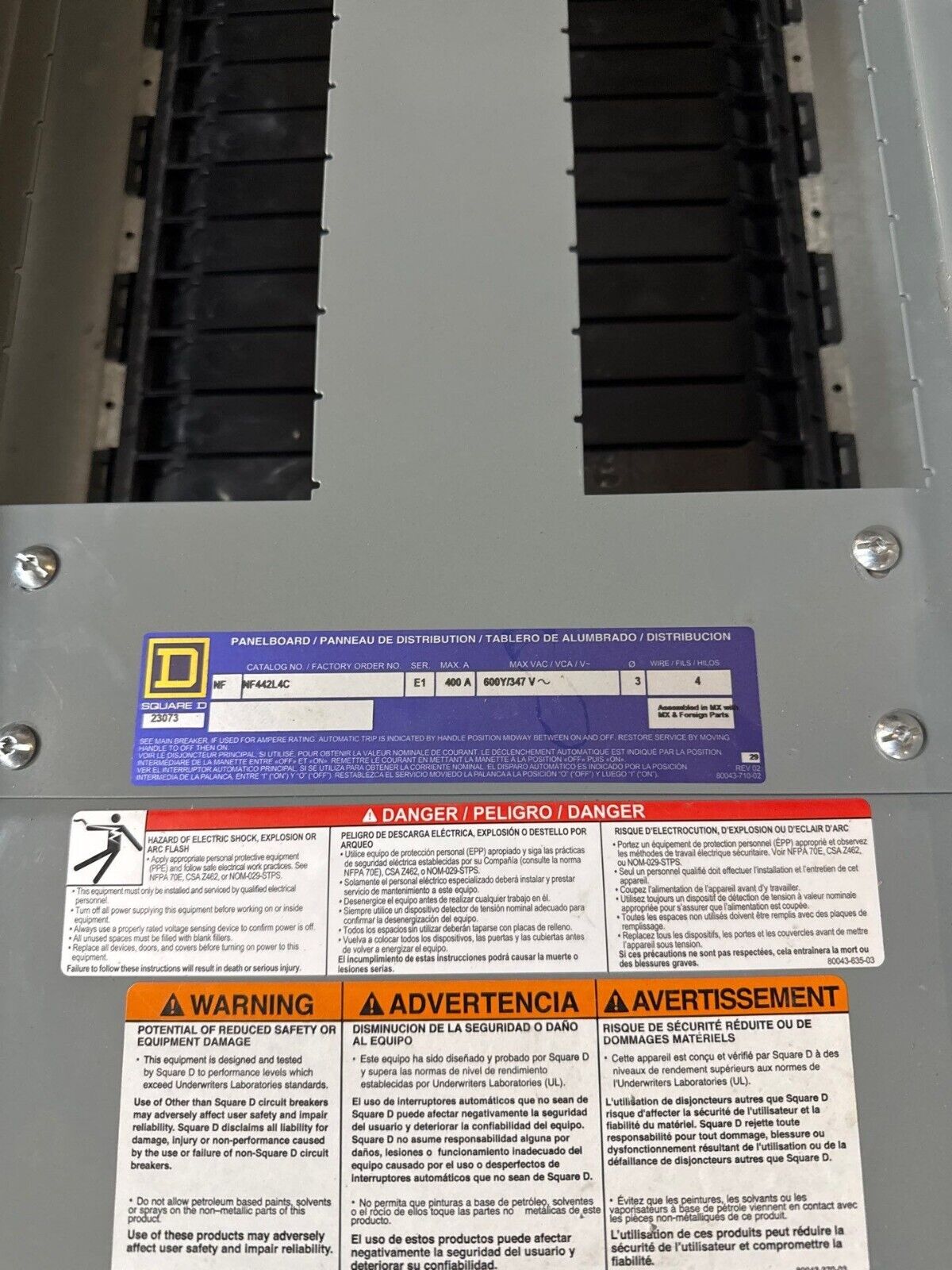 Square D NF442L4C NF Panelboard 400A 600Y/347V 3PH 4W 42 Cir Indoor Encl MLO P657 New