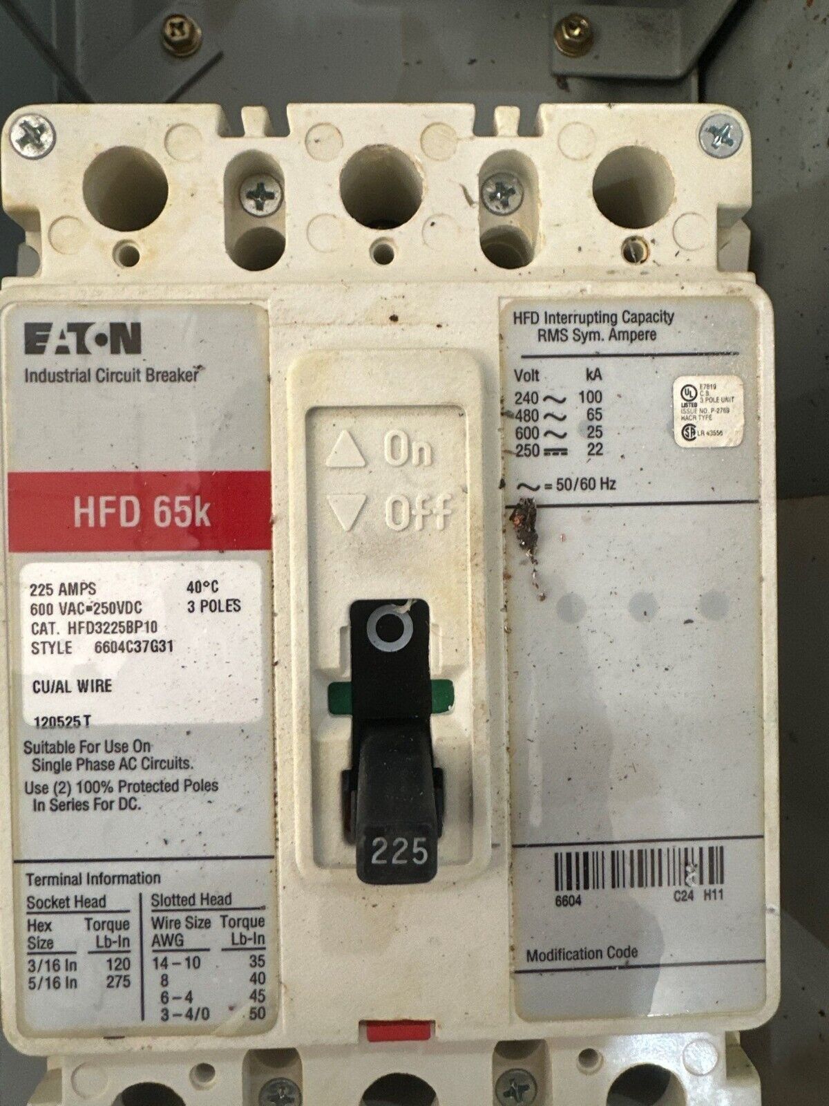 Eaton PRL1a-LX Panelboard 225A 120/240V 1PH 3W Type 1 Indoor Encl 42 Circuit P475 Used