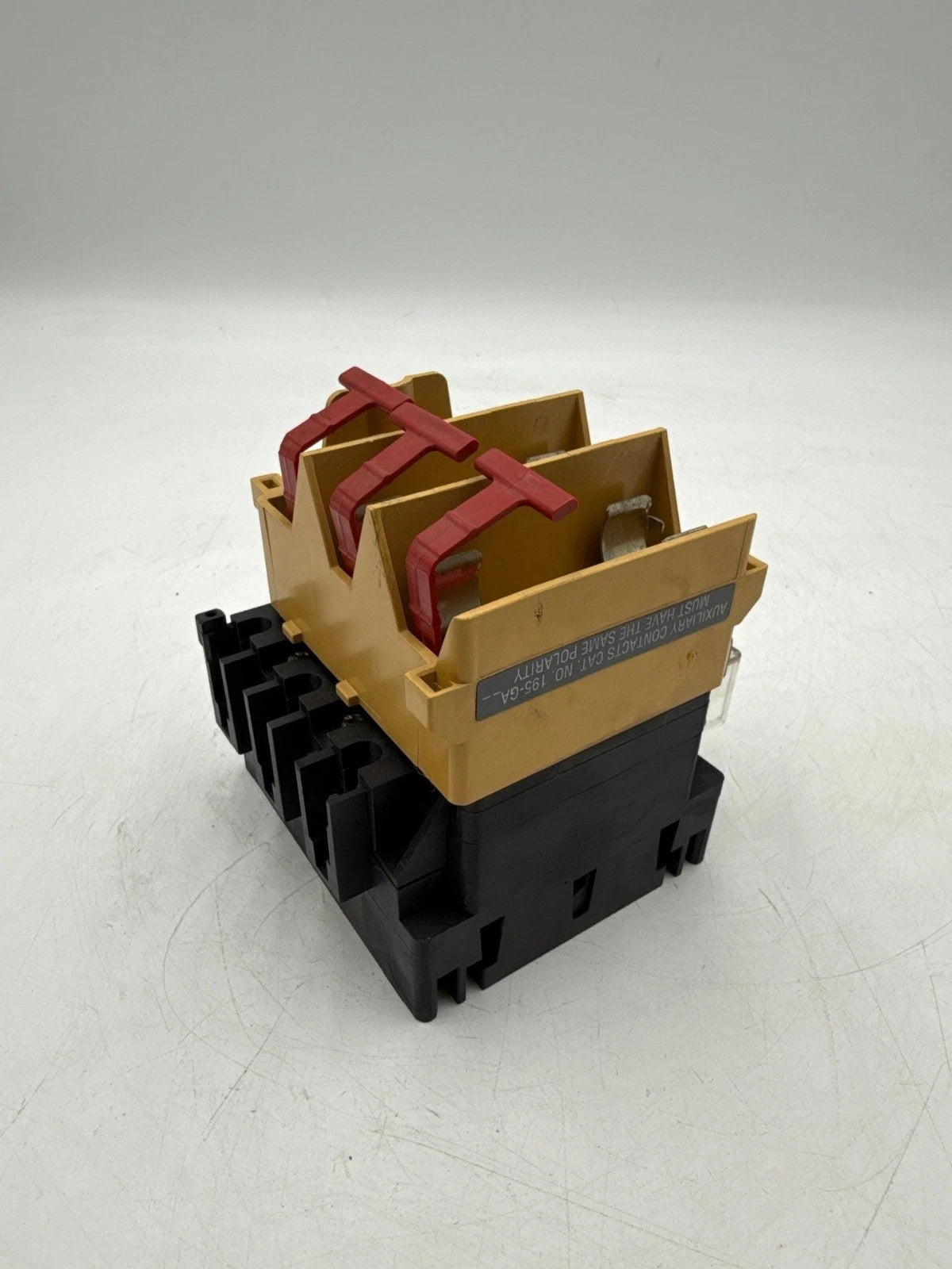 Allen Bradley 194R-NJ030P3 Ser B Fused Disconnect Switch 30A 3P 600V 3PH 30 Amp Used