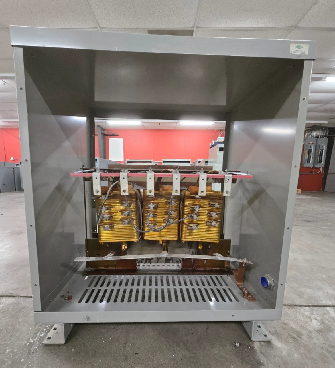 75KVA GE 9T23B3874 Transformer Pri 480V Sec 208/120V 3PH Indoor Encl Type QL Used