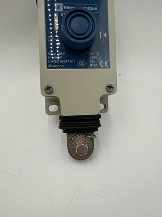 Telemecanique XY2 CH13250 Cable Controlled Emergency Stop XY2 CH 3/10 AMP New