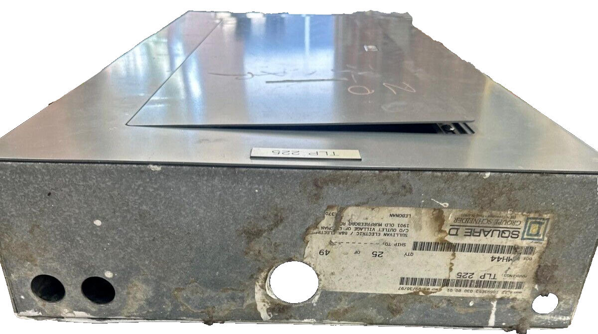 Square D NF Panelboard 250A 600Y/347V 240V 3PH 4W 42 Circuit 250 Amp MH44 P401 Used