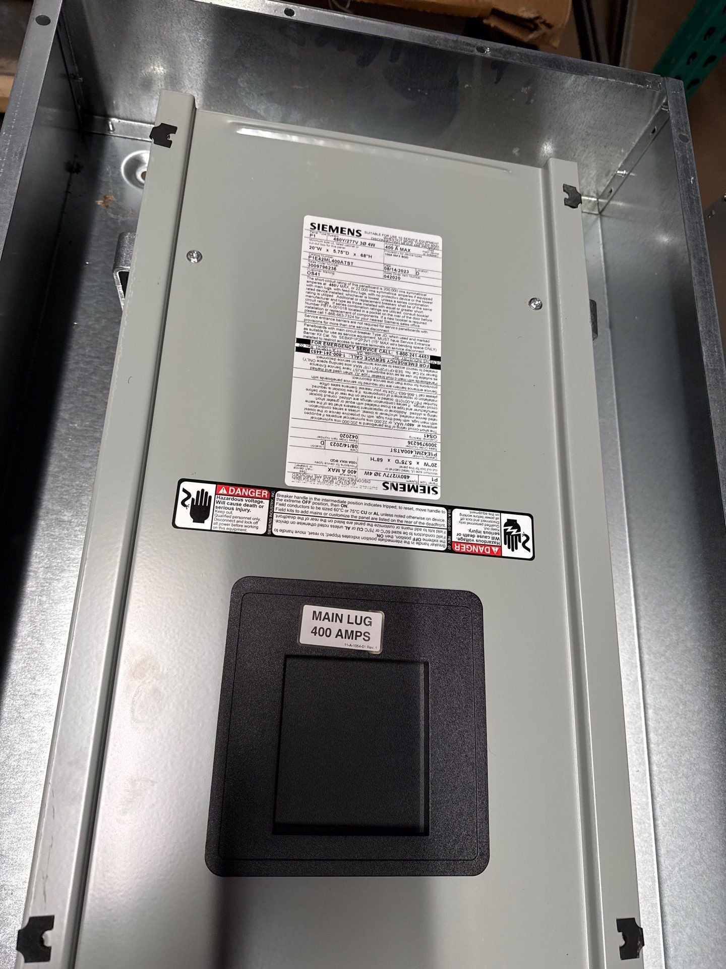 Siemens P1E42ML400ATST Panelboard 400A 480/277V 3PH 4W MLO Panel 400 Amp 42 Cir New