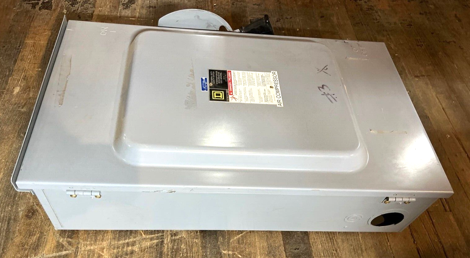 Square D D324NRB Used