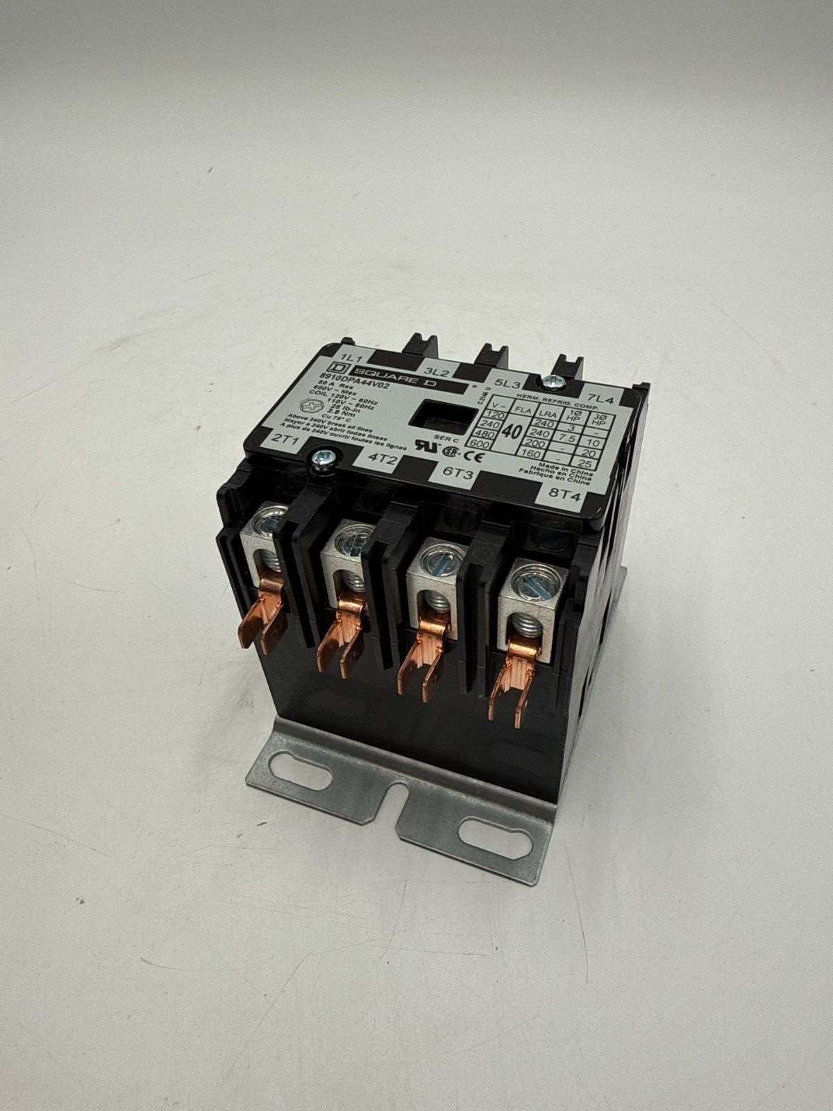 Square D 8910DPA44V02 New