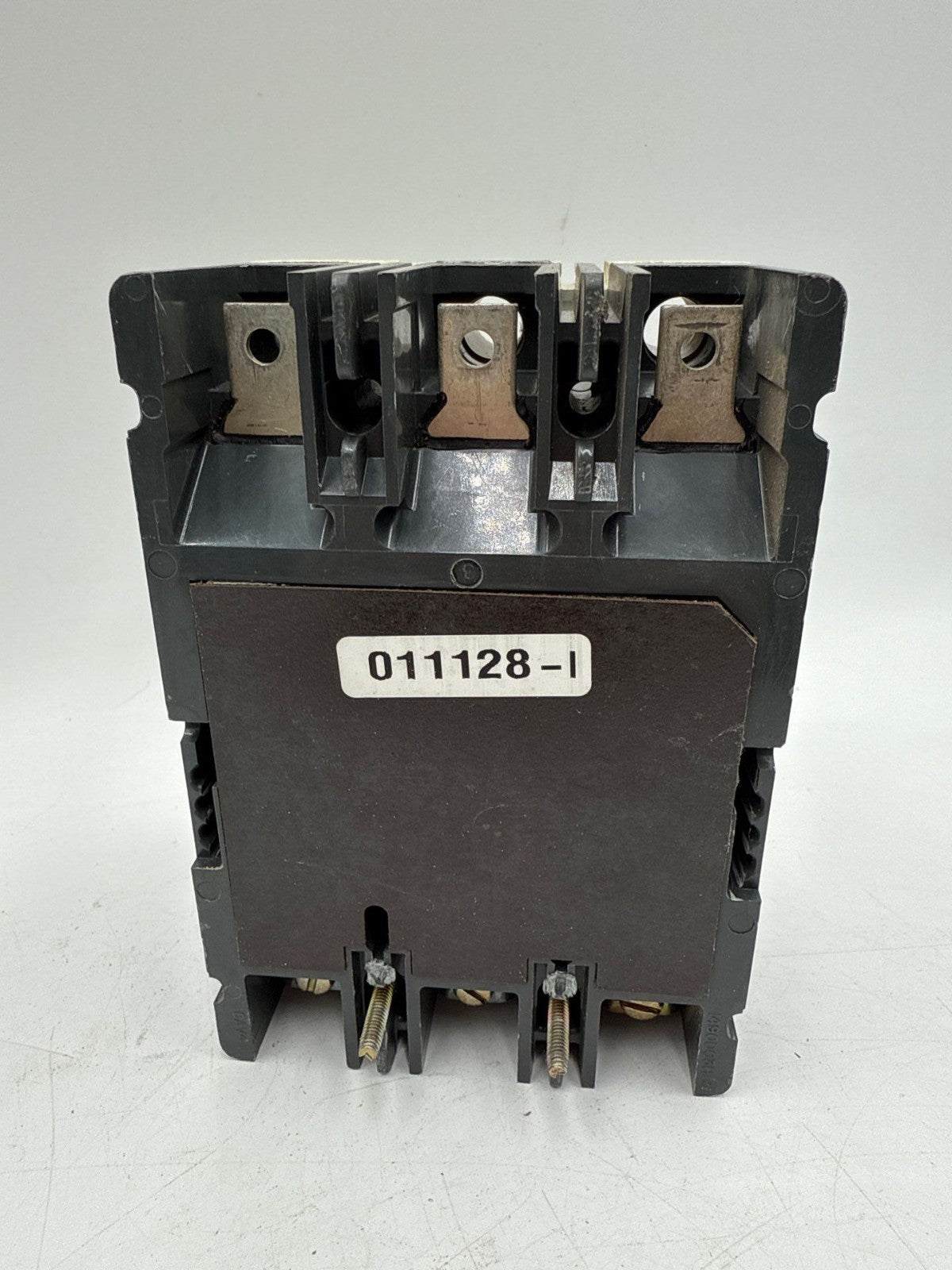 Cutler Hammer EHD3060 Circuit Breaker 60A 3P 480V 3PH EHD 14k 60 Amp 3 Pole Used