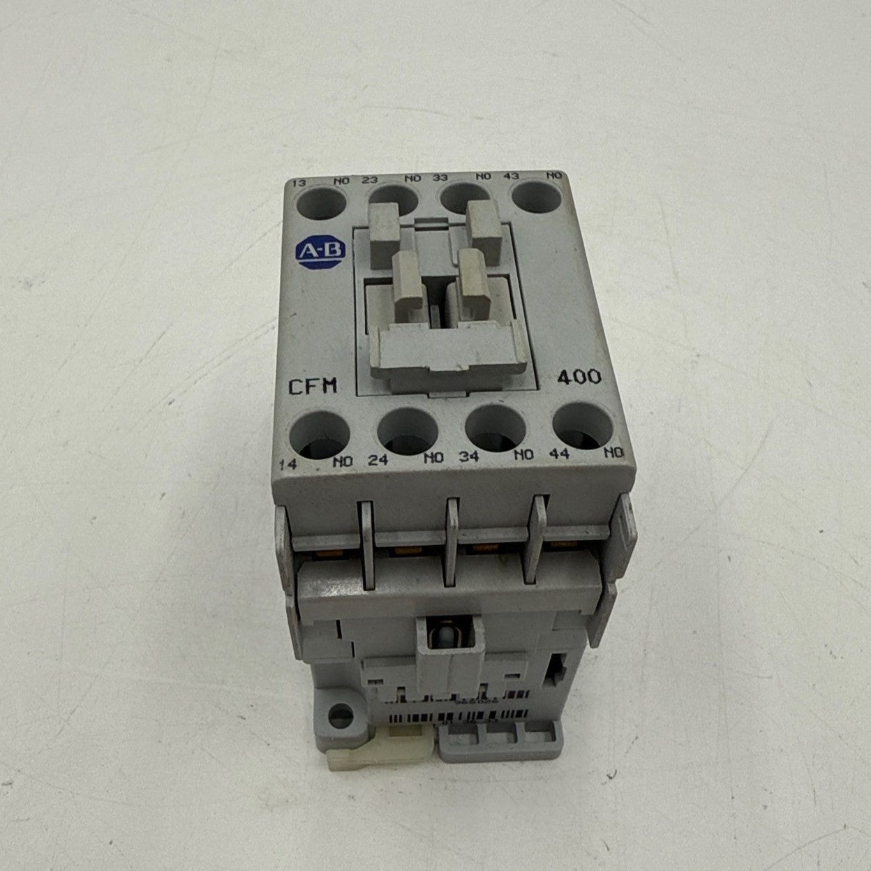 Allen Bradley 700-CFM400D Contactor 30A 3P 600V Coil 110/120V 700-CFM400 Used