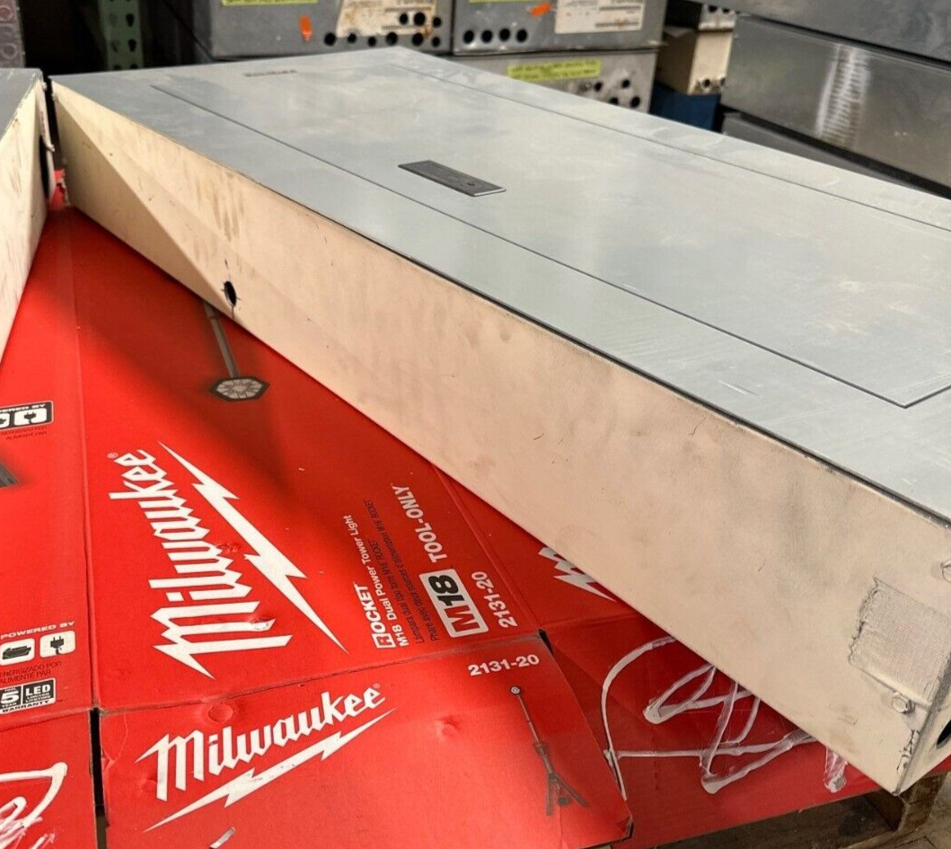 Siemens S1C42ML250ATS S1 Panelboard 250A 208/120V 3PH 4W MLO Indoor Encl 42 Cir P065 Used