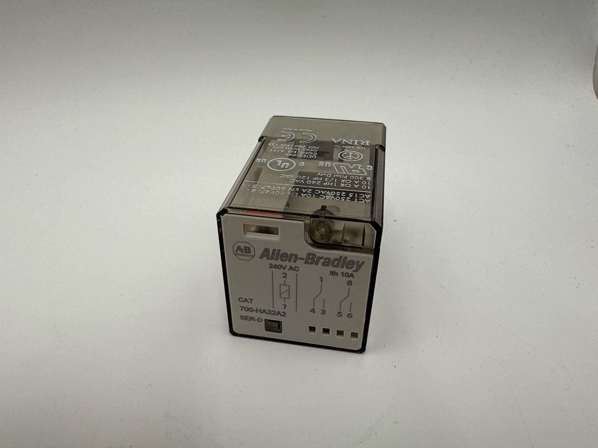2PC Allen Bradley 700-HA32A2 Relay 10A 240VAC 2 C/O DPDT 8 Pin Plug In New