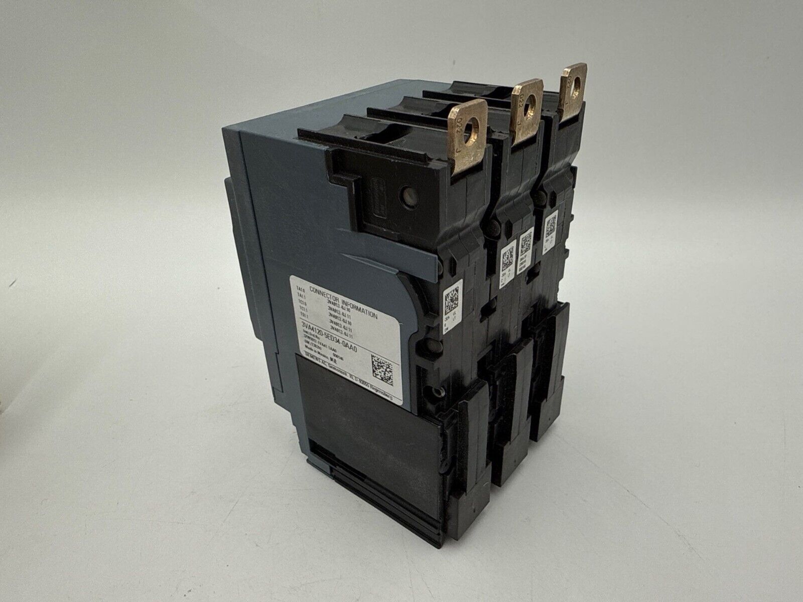 Siemens 3VA4120-5ED34-0AA0 New