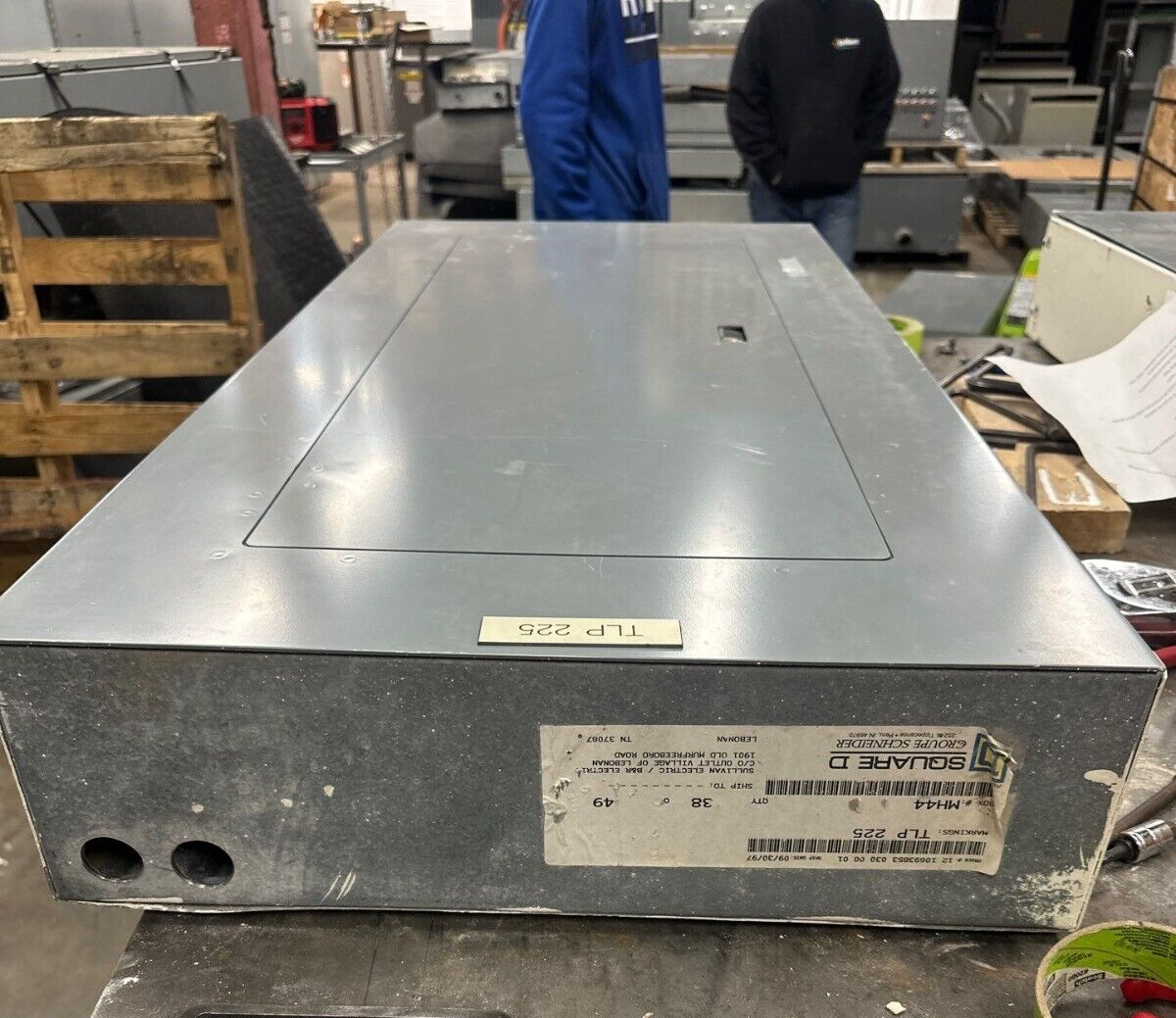 Square D NF Panelboard 250A 600Y/347V 3PH 4W 42 Circuit Indoor Encl MLO 250 Amp P346 Used