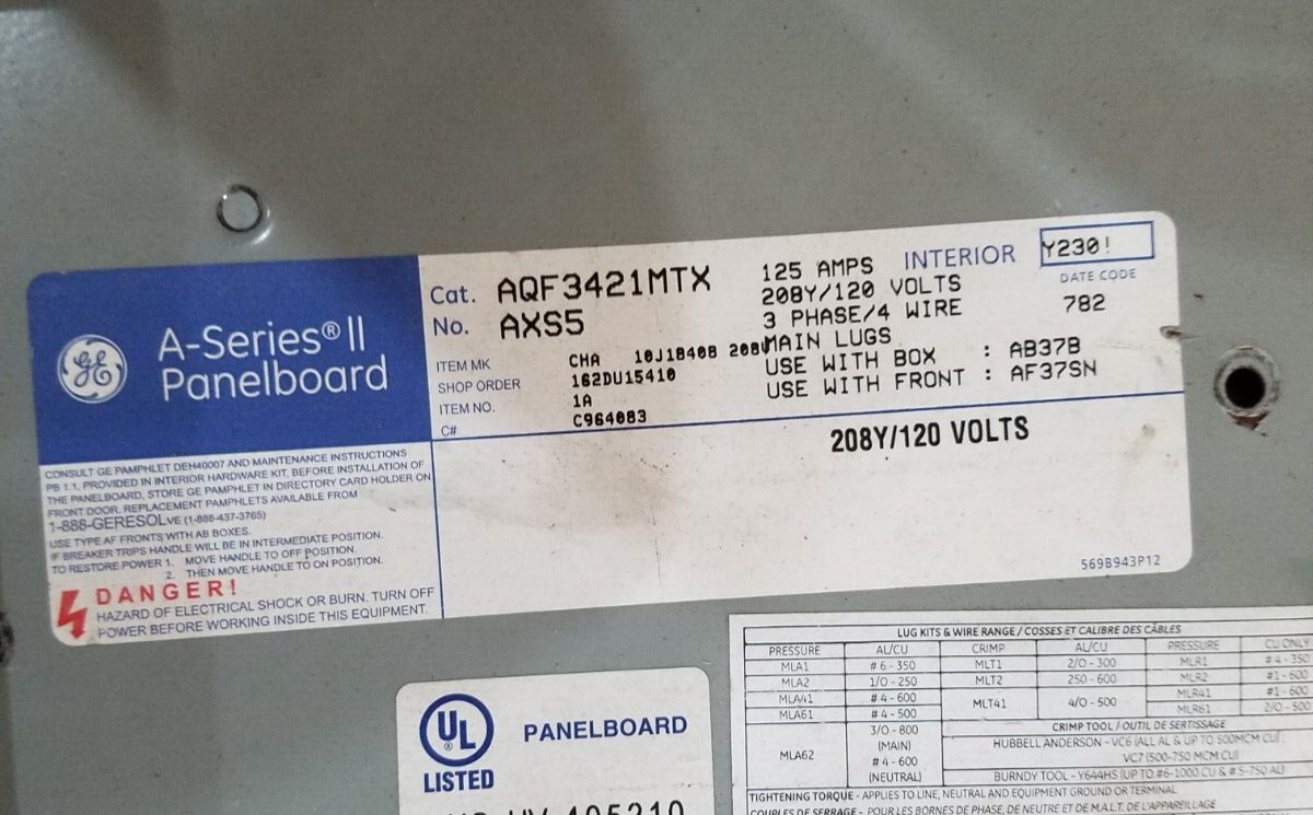 GE AQF3421MTX Panelboard 125A 208Y/120V 3PH 4W MLO 42 Circuit Main Lug Box AB37B P467 Used