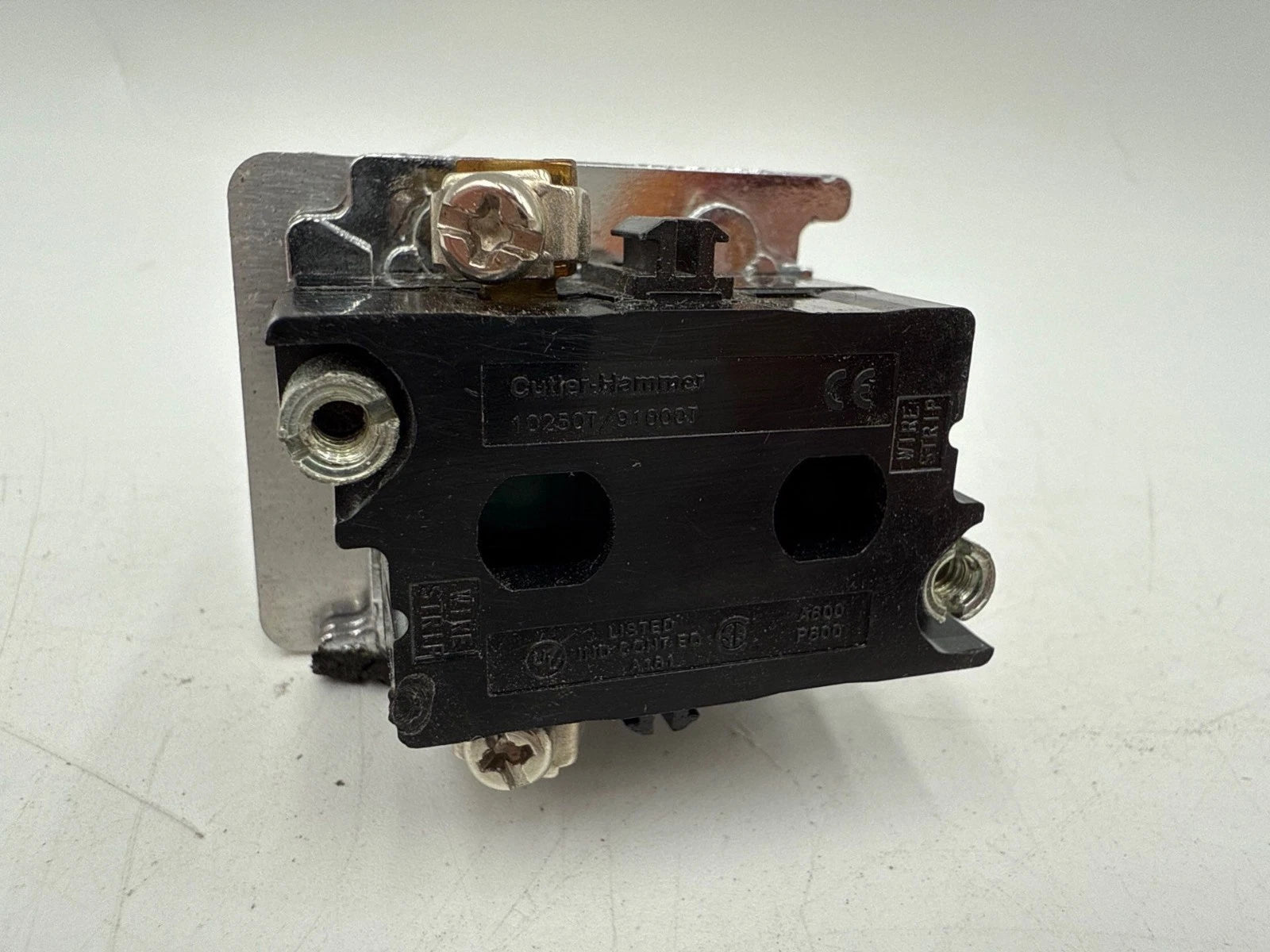 Cutler Hammer 10250T 91000T Push Button Green Start 600V Control Panel Equip Used