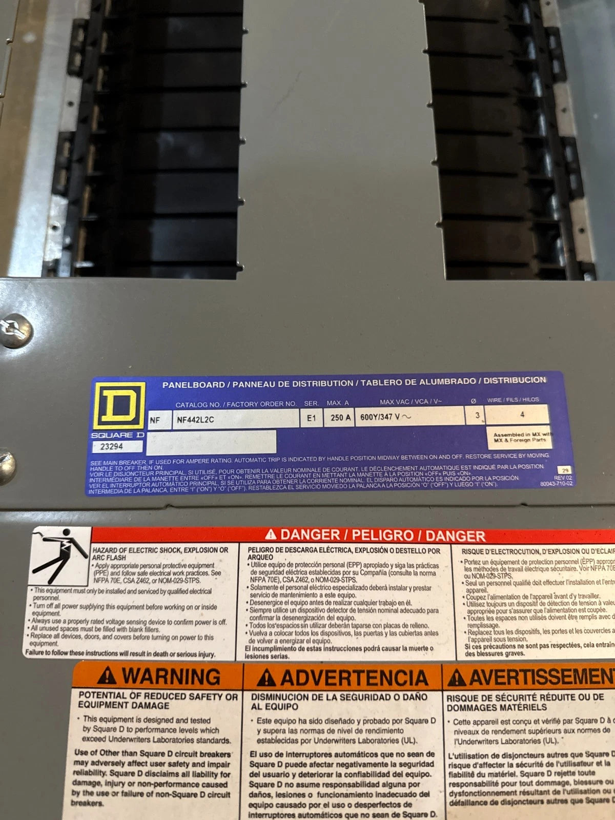 Square D NF442L2C Panelboard 250A 600/347V 3PH 4W MLO Panel 250 Amp 42 Cir New