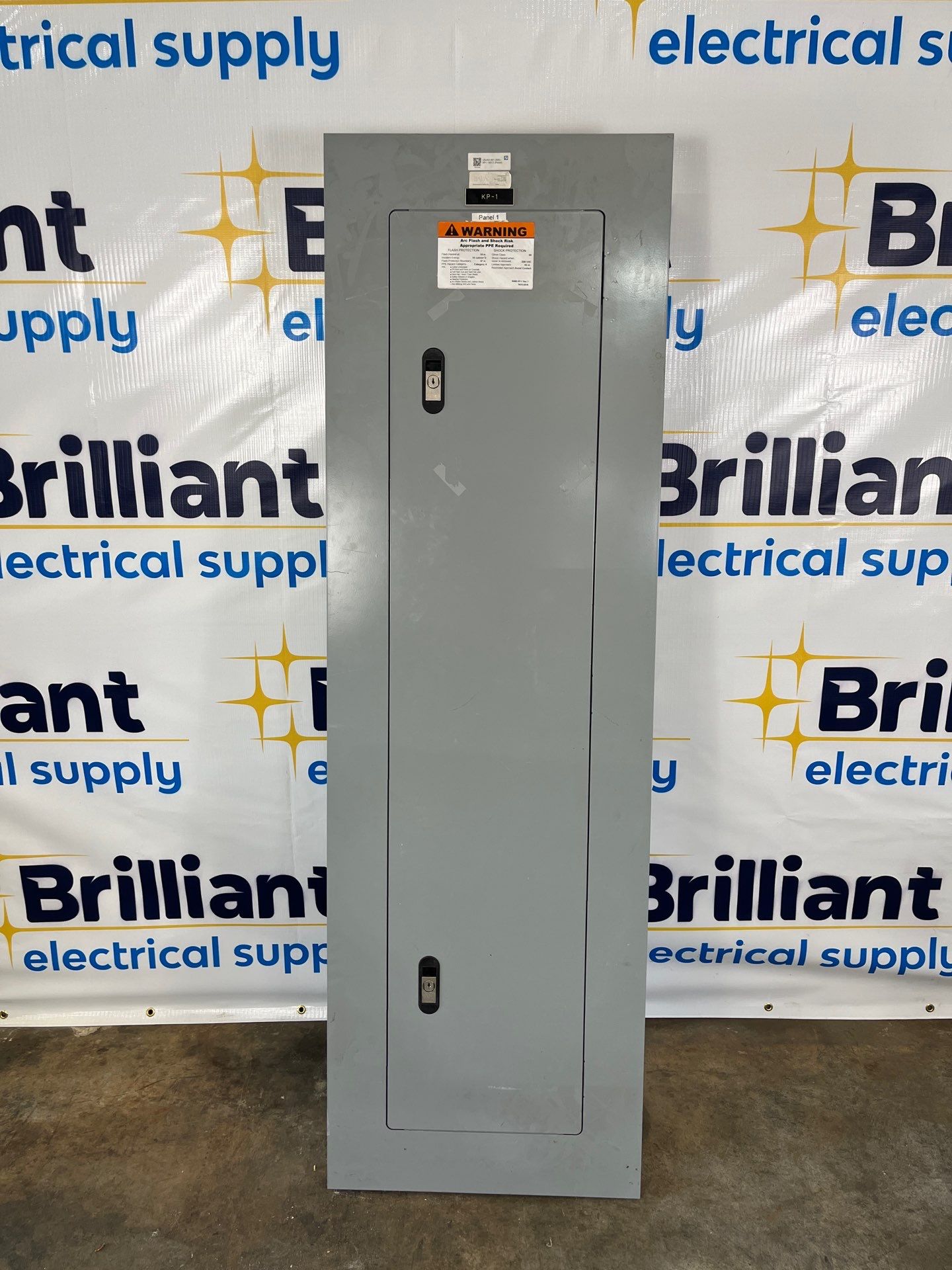 Siemens P1C42JX400ATF P1 Panelboard 400A 208/120V 3PH 4W 42 Circuit MCB Indoor Encl B68 Used