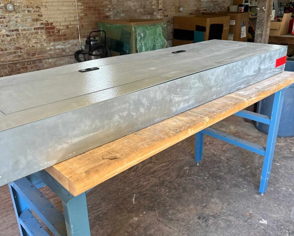 GE AEF3424MBX Panelboard 400A 480/277V 3PH 4W 42 Circuit Indoor Encl AB64B MCB P517 Used