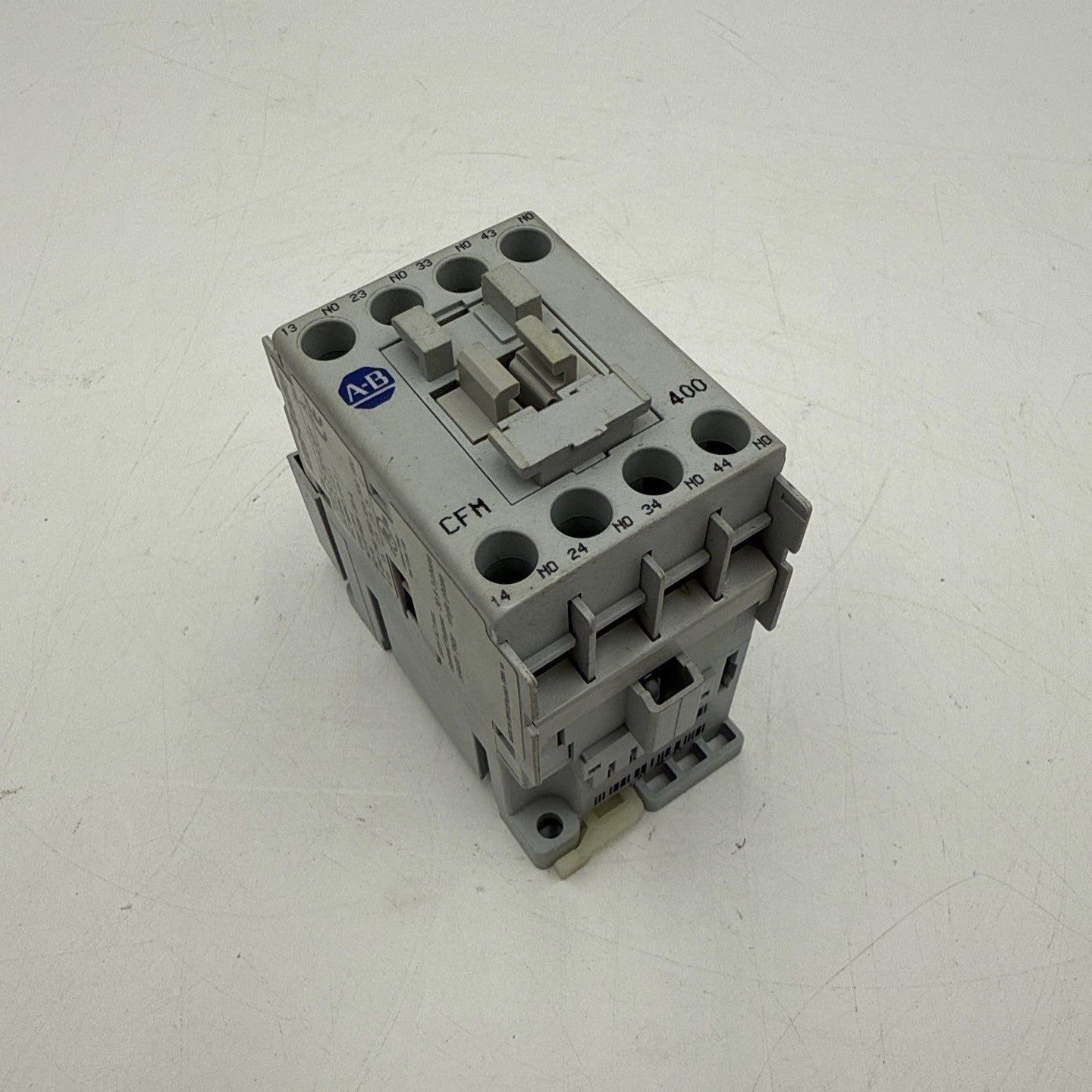 Allen Bradley 700-CFM400D Contactor 30A 3P 600V Coil 110/120V 700-CFM400 Used