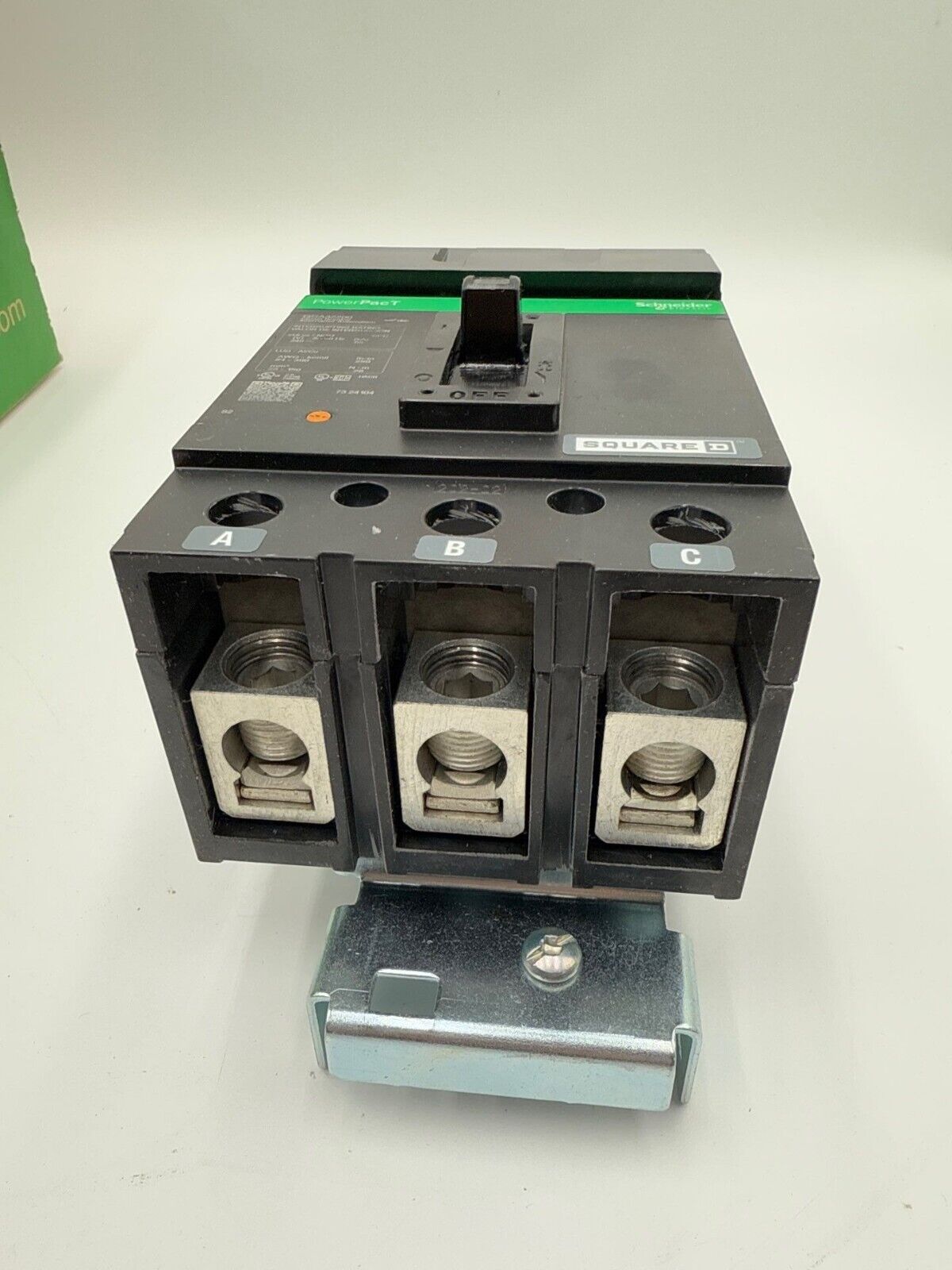 Square D QGA32200 New