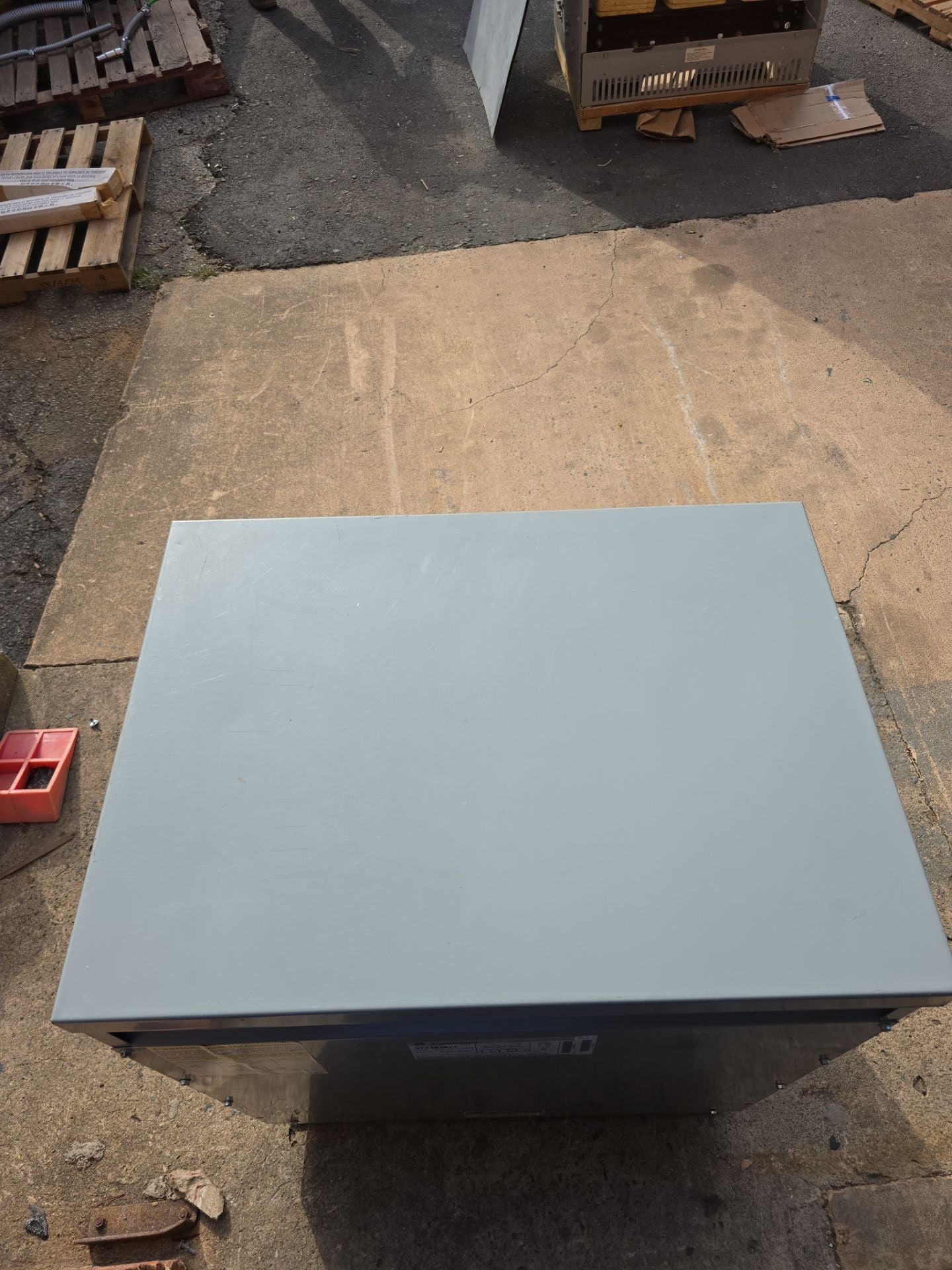 75KVA GE 9T23B3874 Transformer Pri 480V Sec 208/120V 3PH Indoor Encl Type QL Used