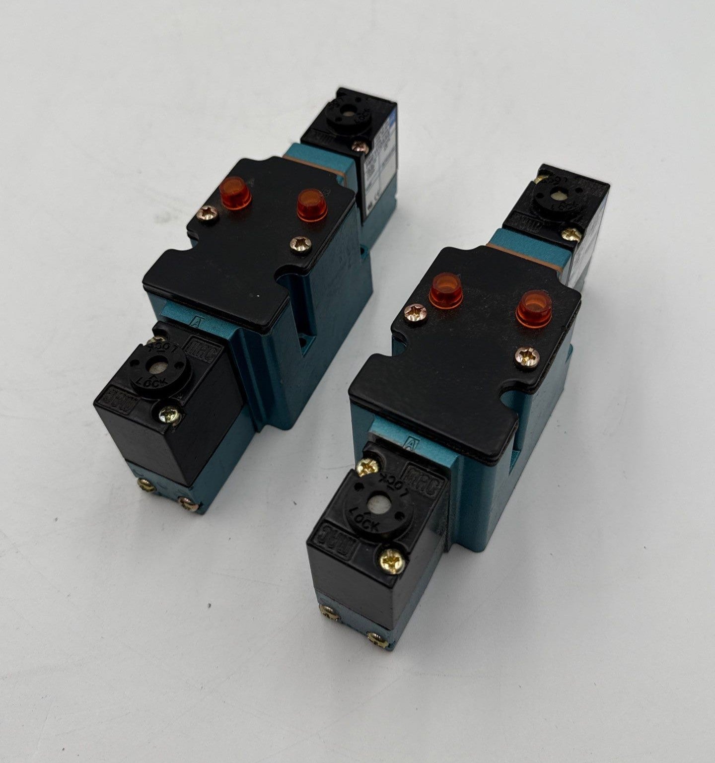 MAC 6243C-000-PM-111DA Solenoid Valve PME-111DAAG New