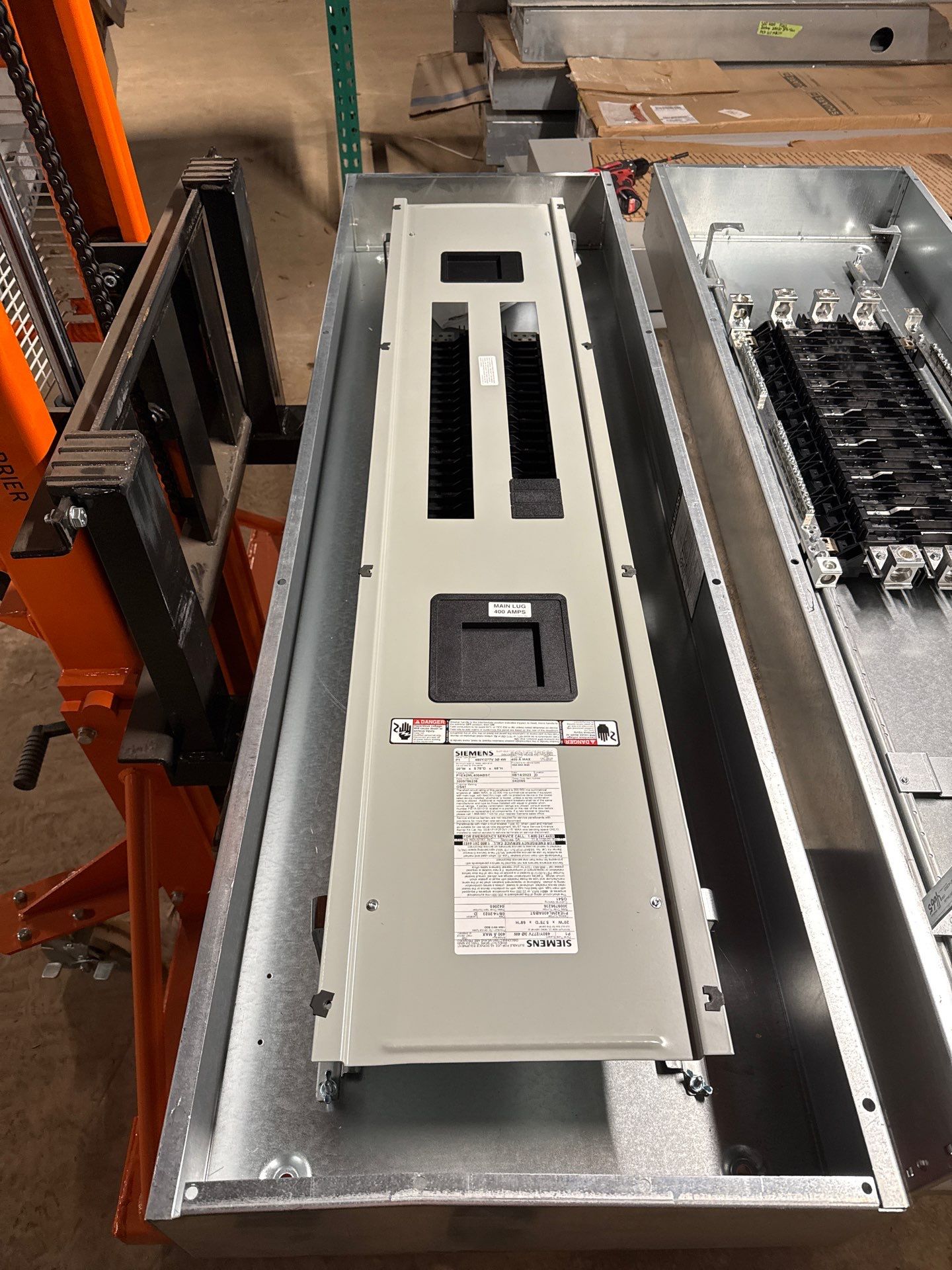 Siemens P1E42ML400ABST Panelboard 400A 480/277V 3PH 4W MLO Panel 400 Amp New