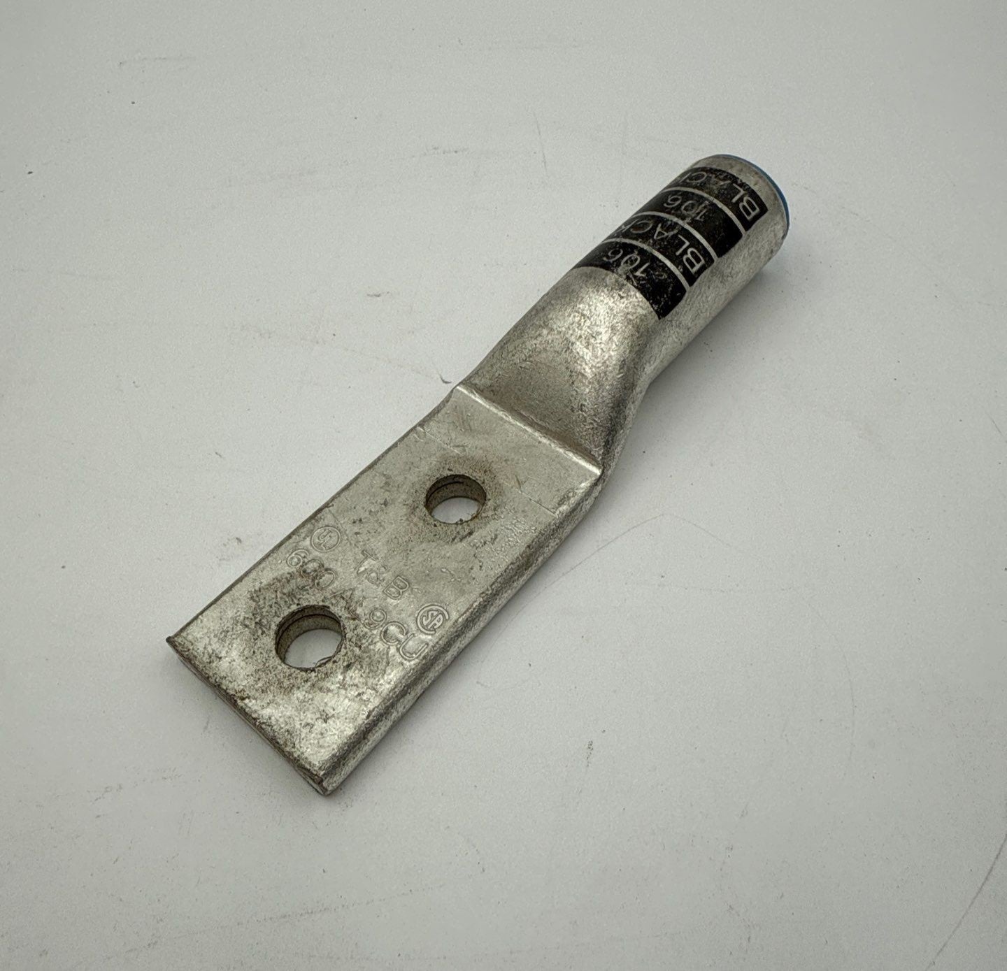 T & B 600 AL9CU Lug 1/2” Bolt 600 MCM CU OR AL 106 Black 7PC Lot New