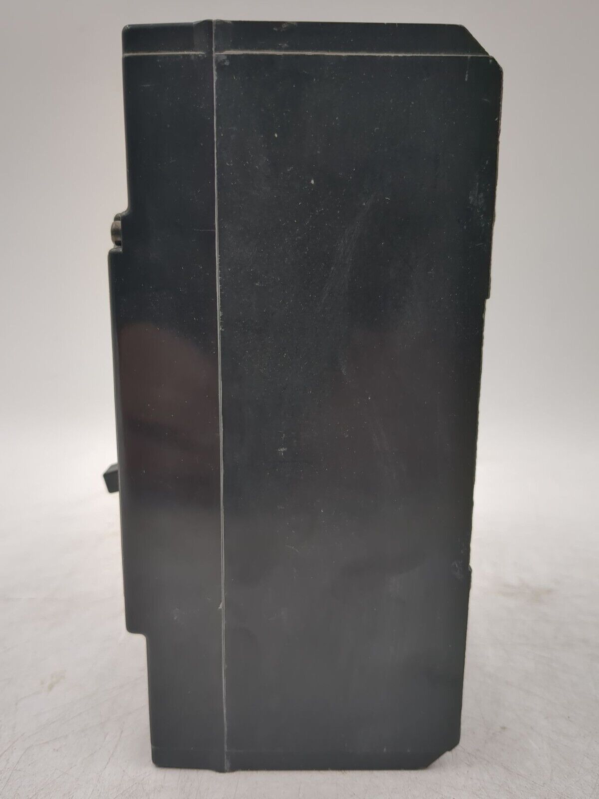 Square D KGL32225 Used