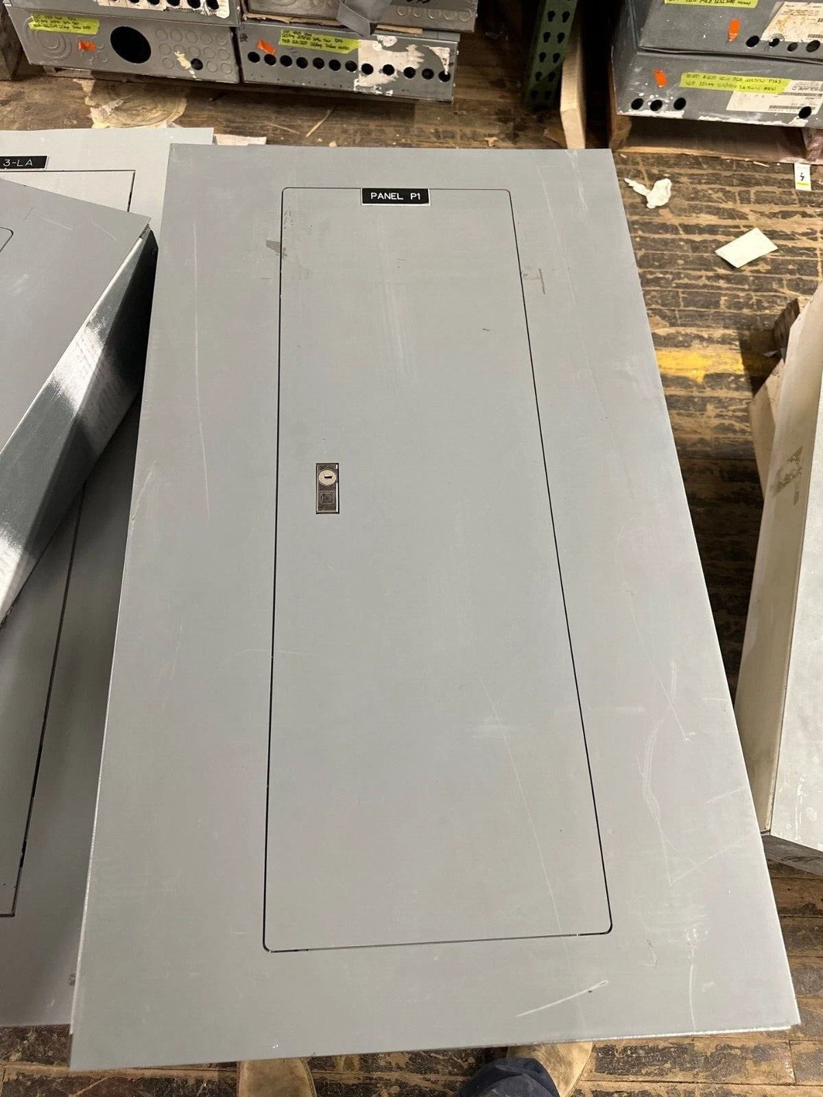 SQUARE D NQOD442L225 Panelboard 225A 208Y/120V 4W 3PH MLO 42Cir 225 Amp Panel Used