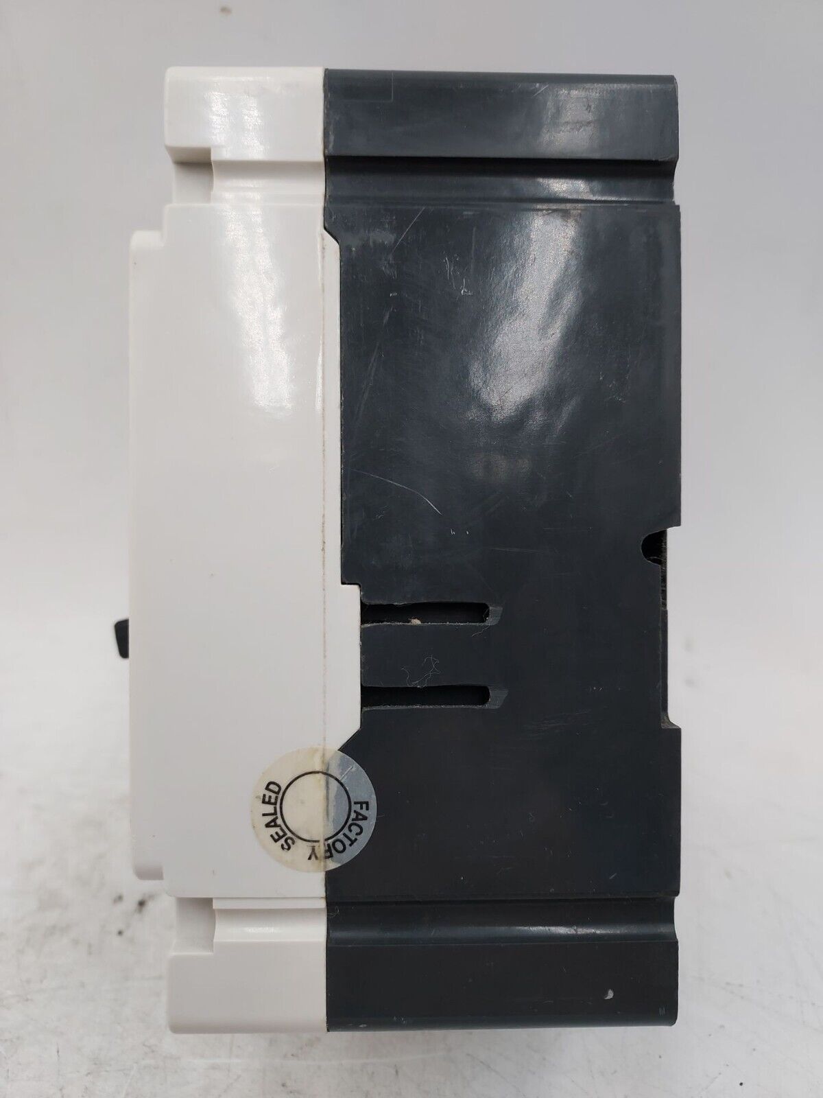 Eaton HFD3060BP10 Used