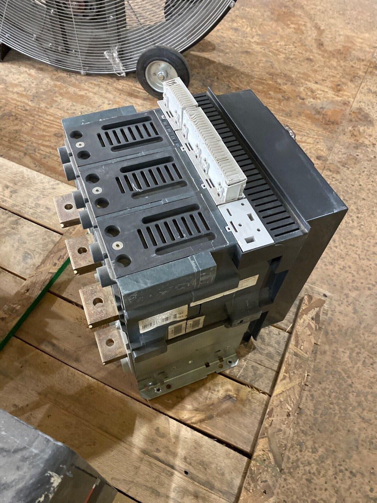 Siemens 3WL1120-2AA31-5FF4-Z Used