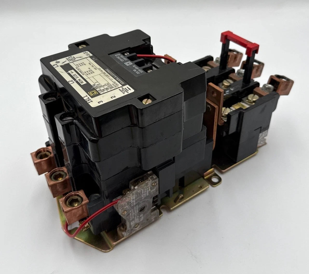 Square D 8536SF01S Starter NEMA Size 4 135A 3P 600V 100HP Coil 110/120V CC81.5 Used