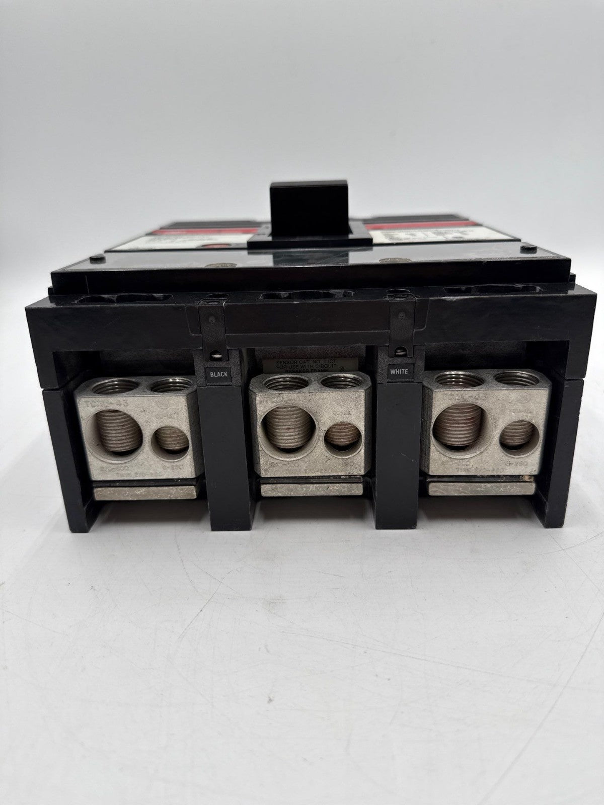 GE TJL4V2604 Circuit Breaker 400A 3P 600V 3PH TJL 400 Amp 3 Pole VersaTrip T4VT Used