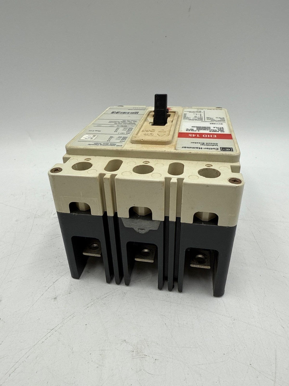 Cutler Hammer EHD3060 Circuit Breaker 60A 3P 480V 3PH EHD 14k 60 Amp 3 Pole Used