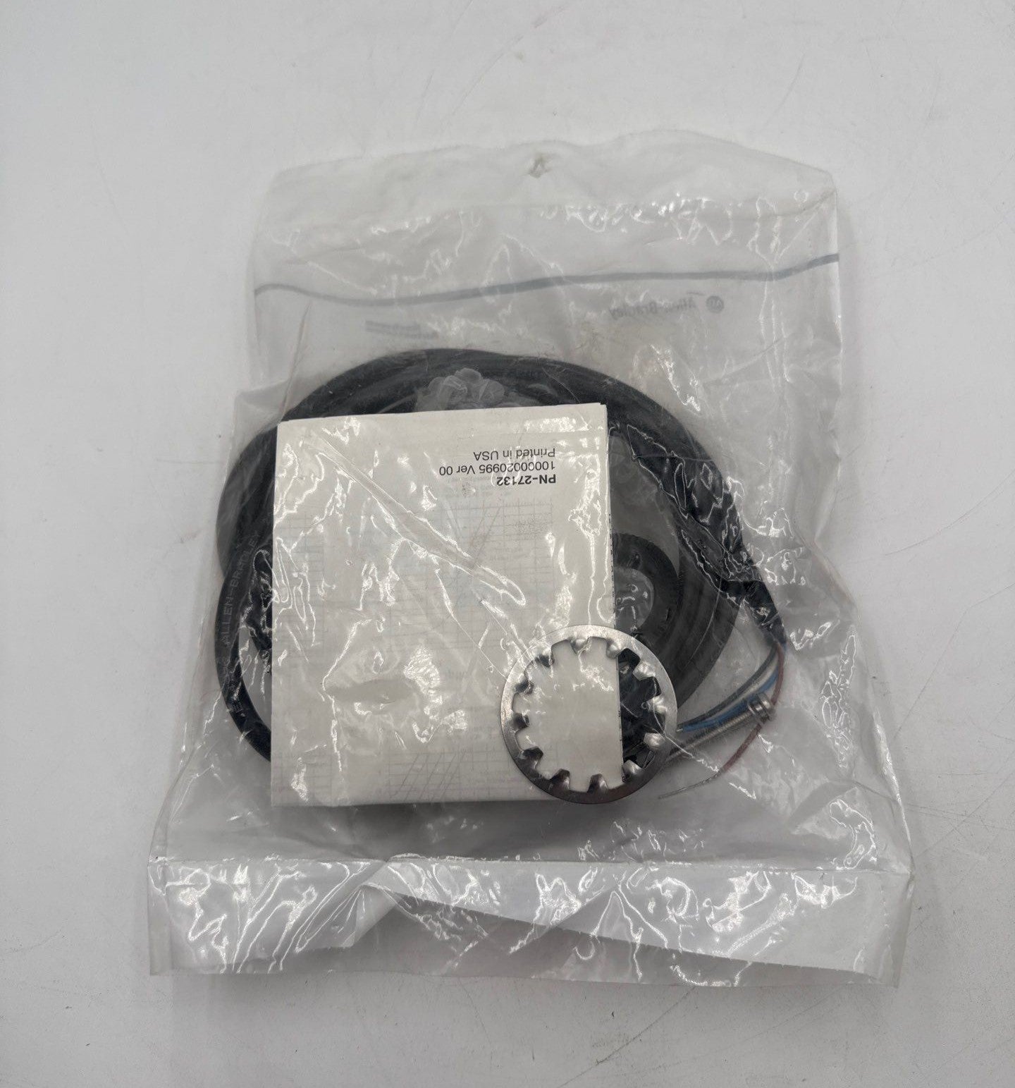 Allen-Bradley 42GRP-9040 Long Range Photoswitch Diffuse Sensor 10-30VDC 250mA New