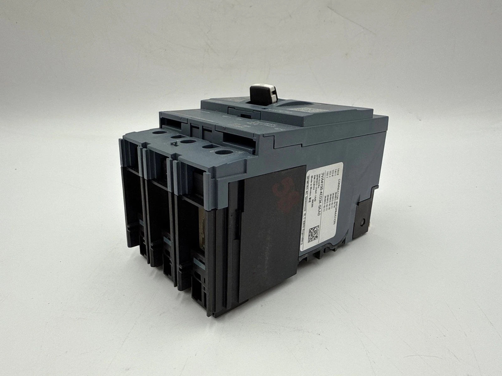 Siemens 3VA4150-4ED34-0AA0 Circuit Breaker 50A 3P 600V Bolt On 50 Amp 3Pole 125S New