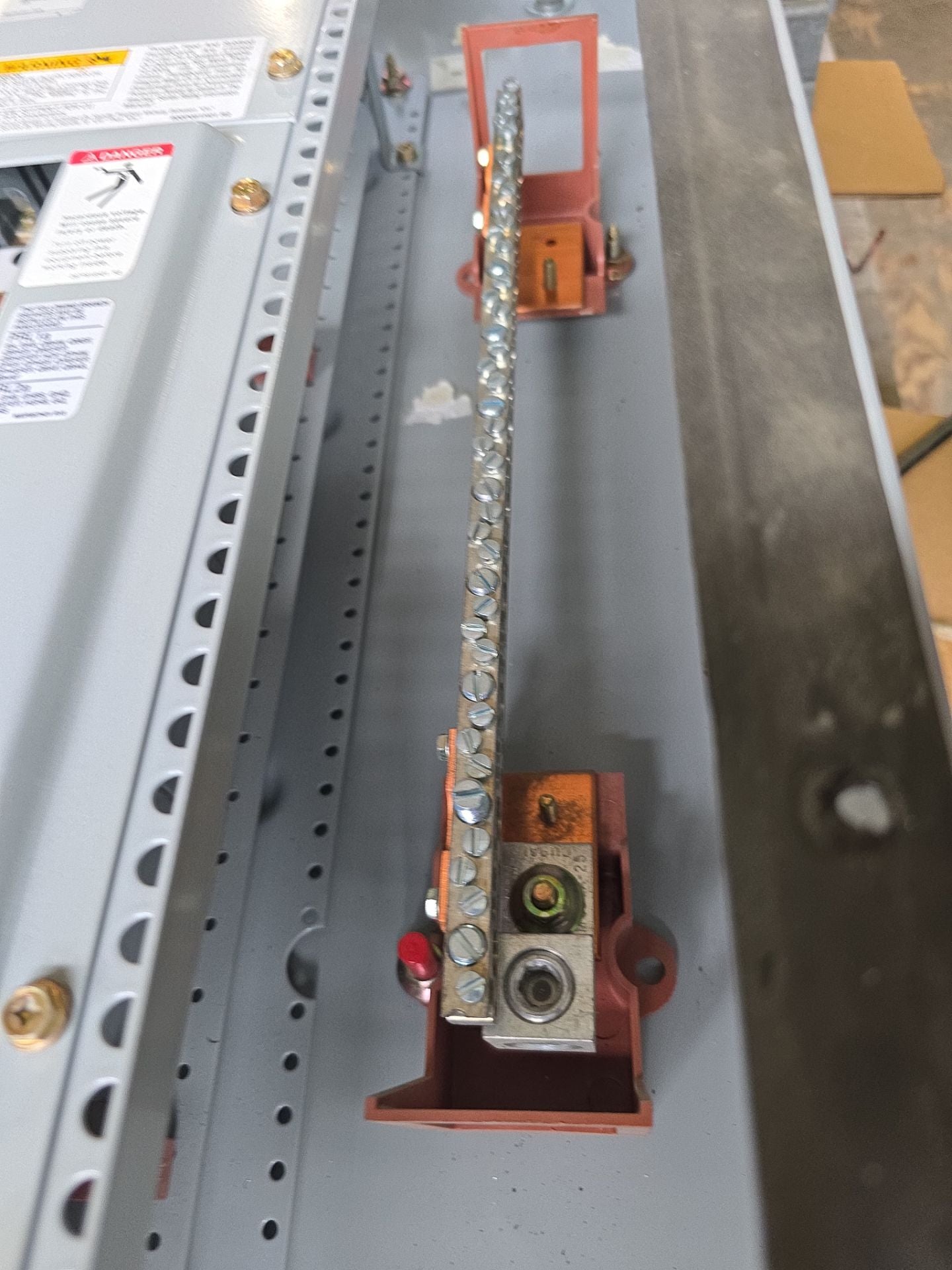 Eaton PRL1A Panelboard 100A 208/120V 3PH 4W 18 Cir 3R Encl MCB Main EHD3100 LWPQ2036 Used