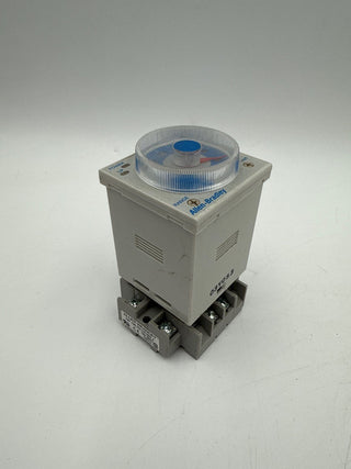 Allen Bradley 700-HR52TA17 Ser C Timing Relay 0.05s-300h Multifunctional New