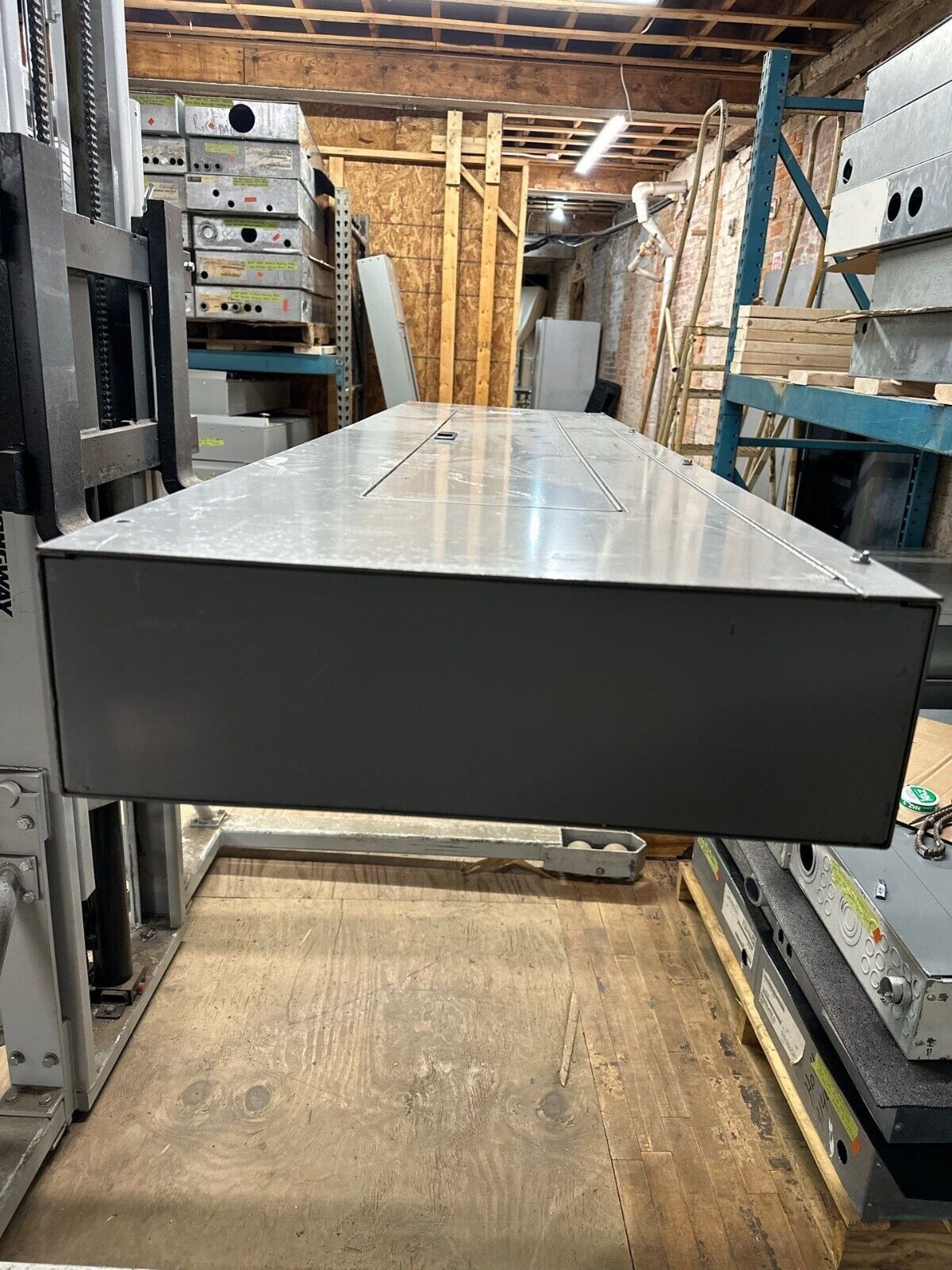 IEM PIU75 Panelboard 400A 208Y/120V 3PH 4W 42 Circuit 400 Amp Indoor Encl MLO P472 Used