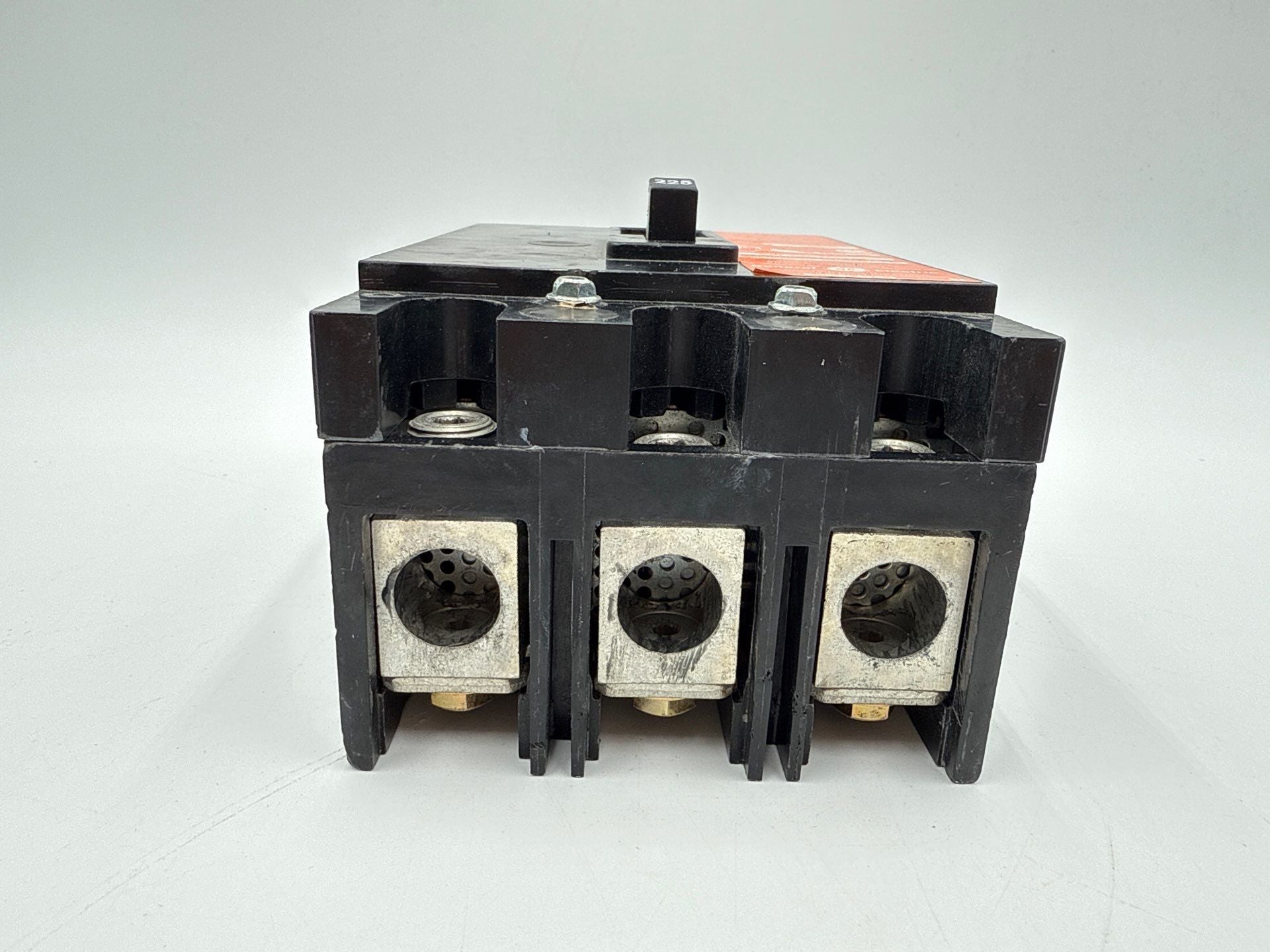 General Electric GE TMQD32225 Circuit Breaker 225A 3P 240V TMQD 225 Amp Used